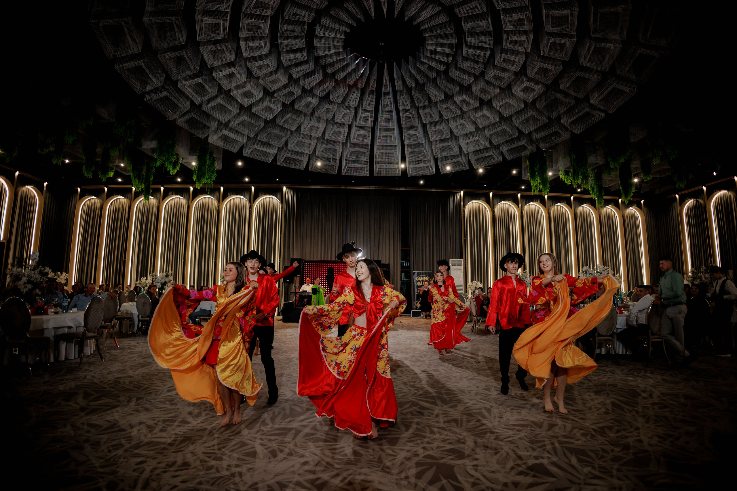 Nunta Nicoleta & Răzvan | Fotografie & Videografie Profesională. Servicii foto-video profesionale, pentru momente de neuitat