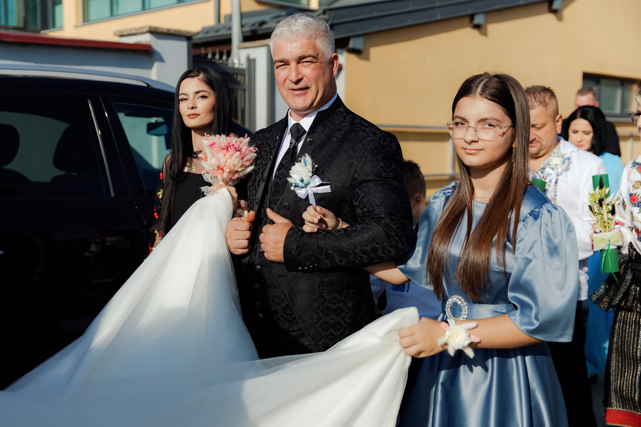 Mihai & Oana. Servicii foto-video profesionale, pentru momente de neuitat