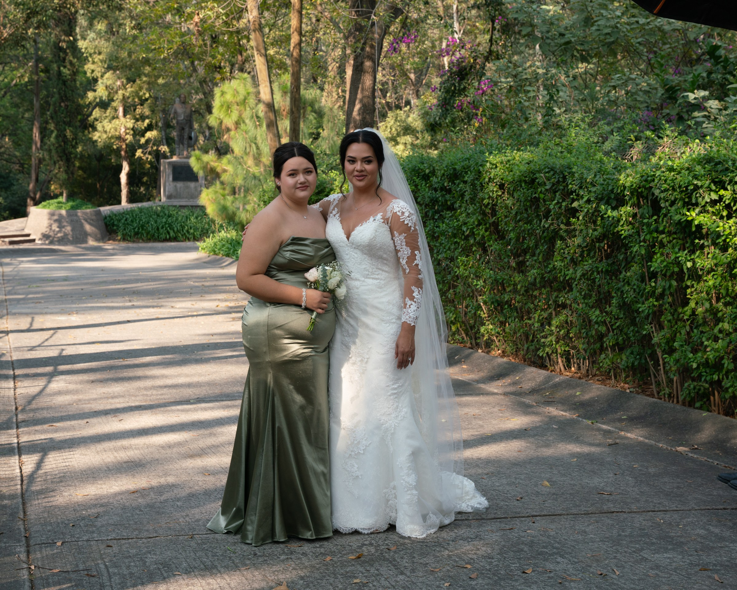 Daniel & Jannet. Elopement & Lifestyle Wedding Photographer