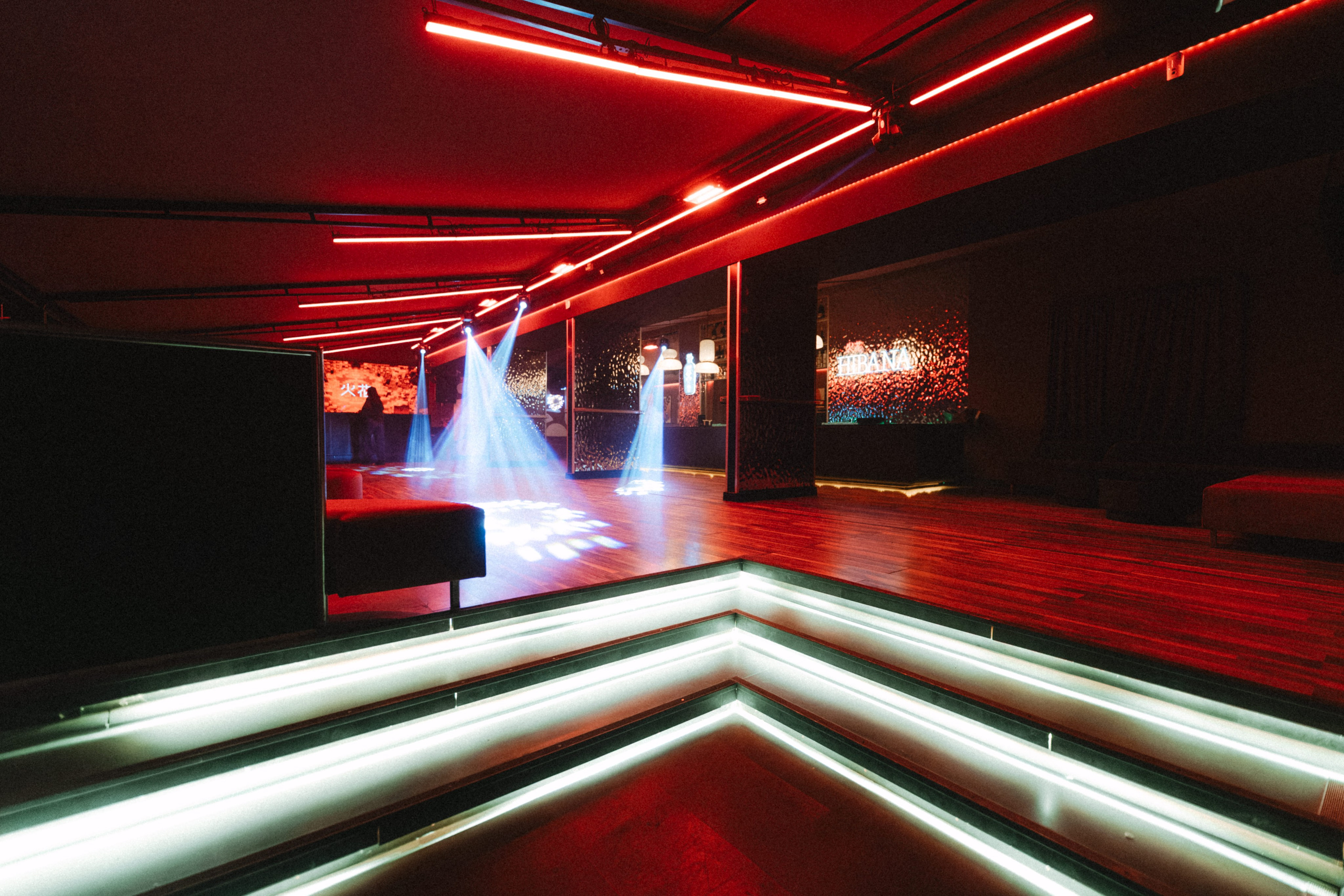 Interioare și Spații - Foto