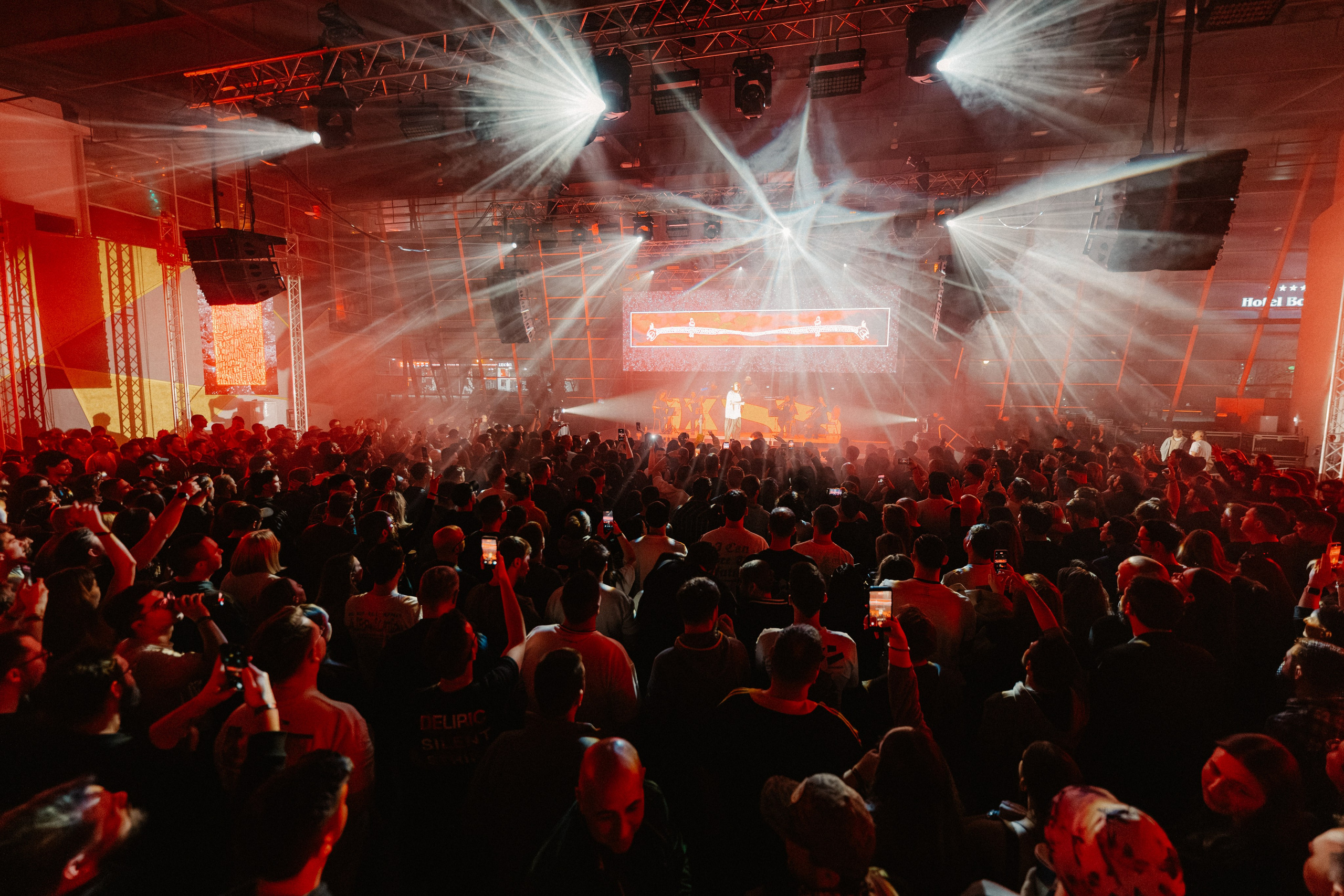 Nightlife Photographer Timișoara | Krisztian Matyas