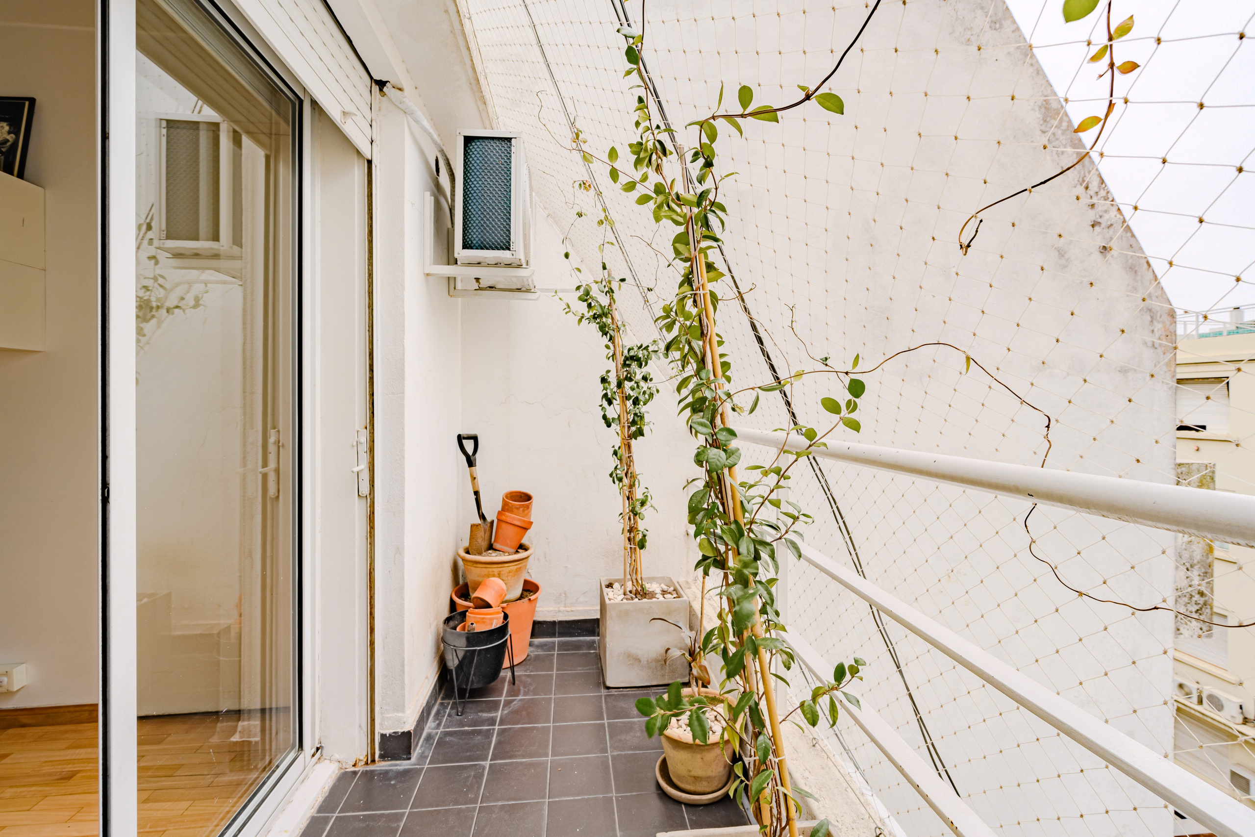 24 07 31. Fashion, portrait, interior photography. Valencia, Spain. Dmitry Ivanov. Retrato, fotos de interiores