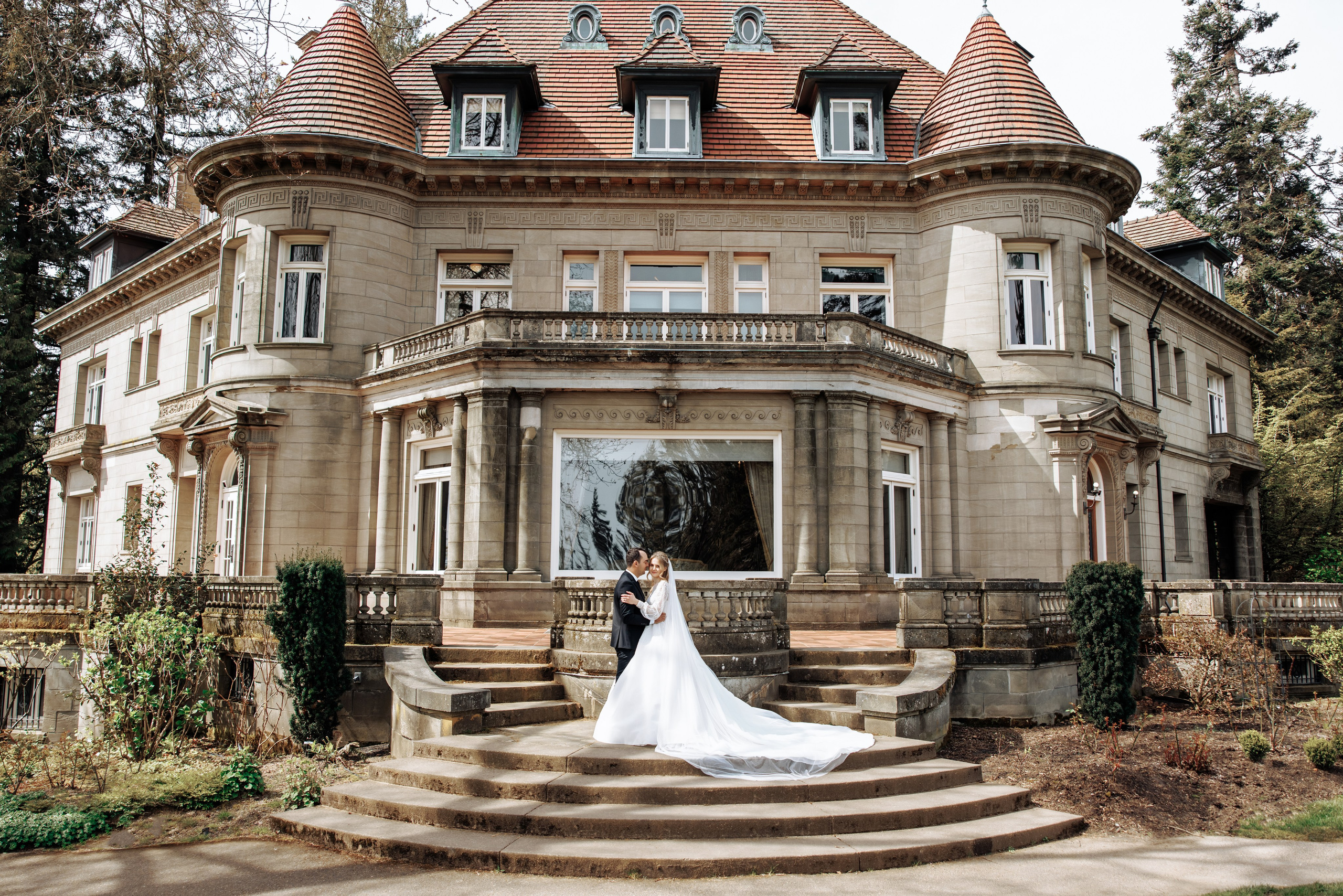 Photographer Mark Dycmhenko