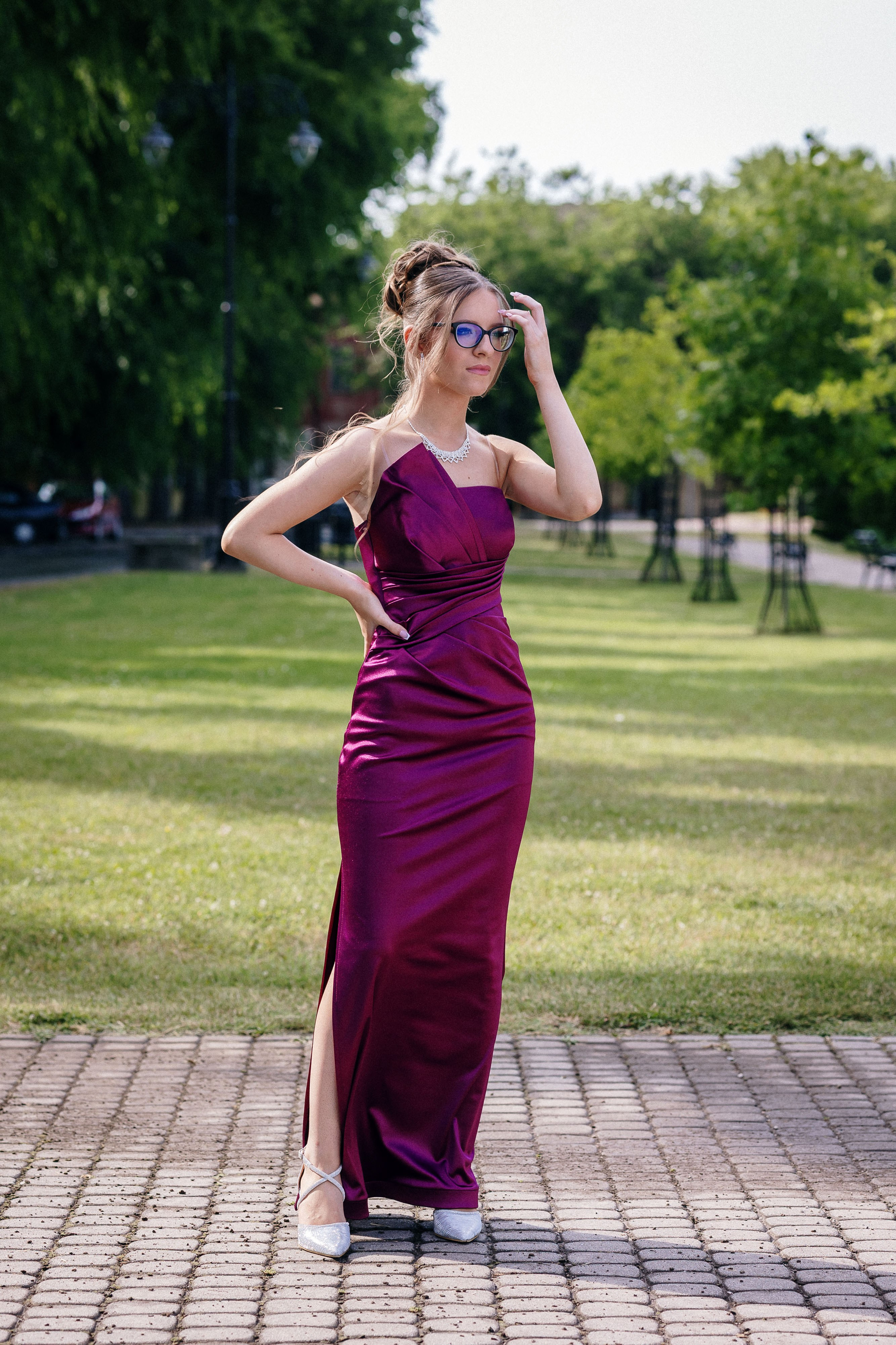 Matursko fotogafisanje Marina Liliom. Aleksandar Šećerov photographer and videographer in Subotica, Serbia