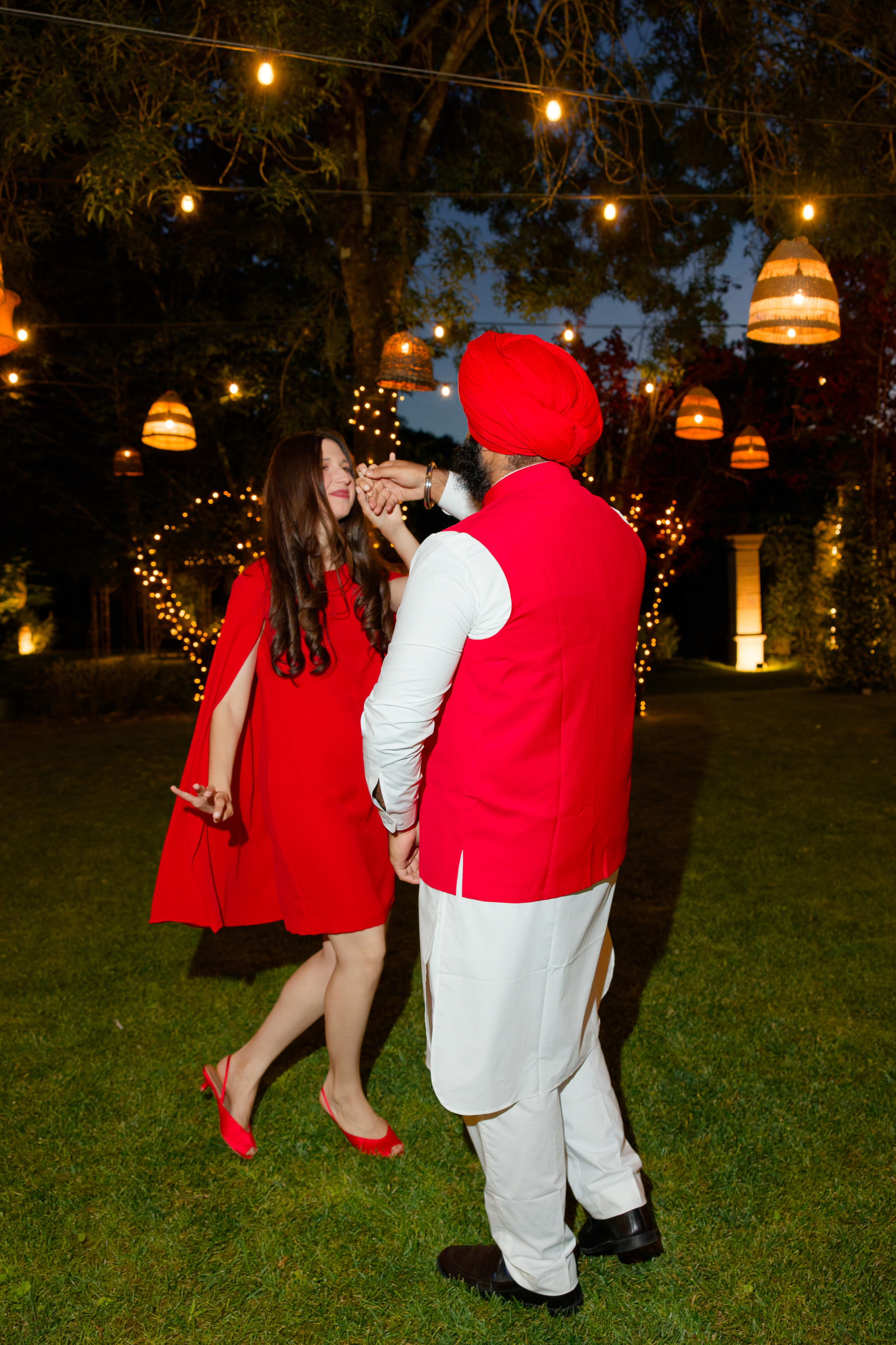 Pizza Party at Tenuta Massini, Florence, Italy. Destination Wedding Photographer — Nikita Burtsev