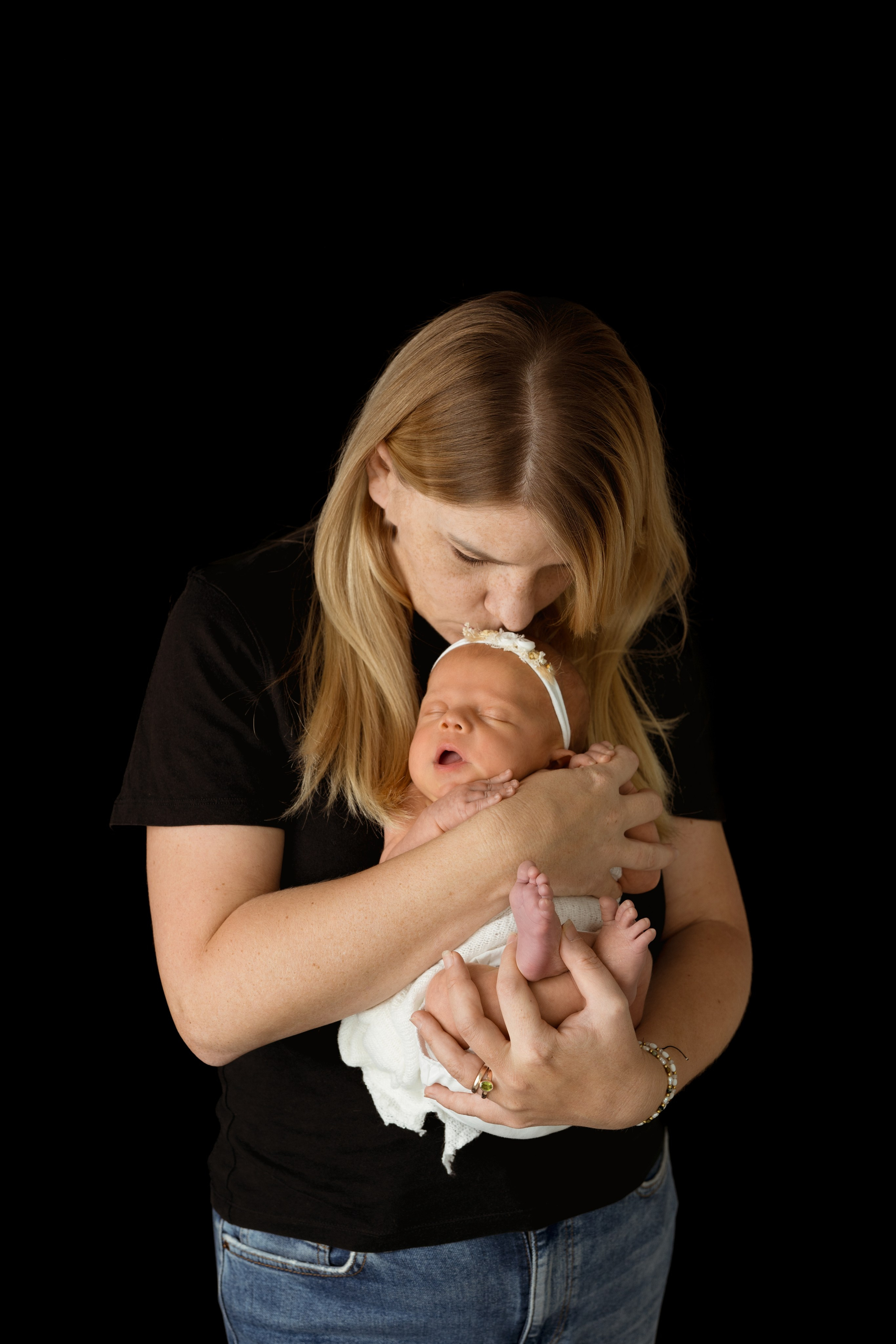 Fotografia Noworodkowa Łódź - Piękne Zdjęcia Noworodków. Fotograf Łódź - sesja ciążowa, noworodkowa, dziecięca. Studio w Łodzi