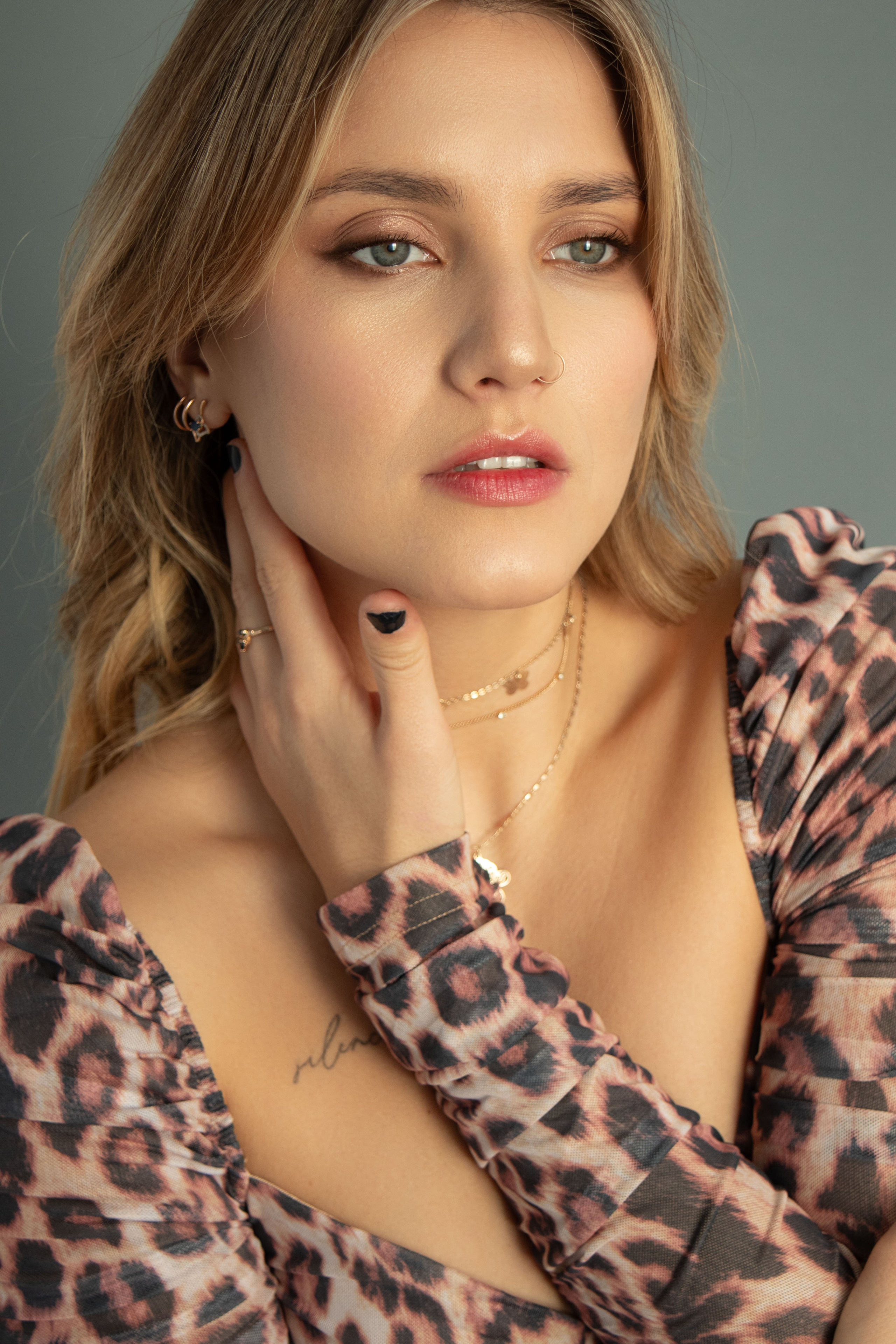 Your New Girlfriend | Valery. Shtatolkina Studio | Private Photo studio in South Jordan. Portrait, Maternity & Headshot Photography in South Jordan, Utah