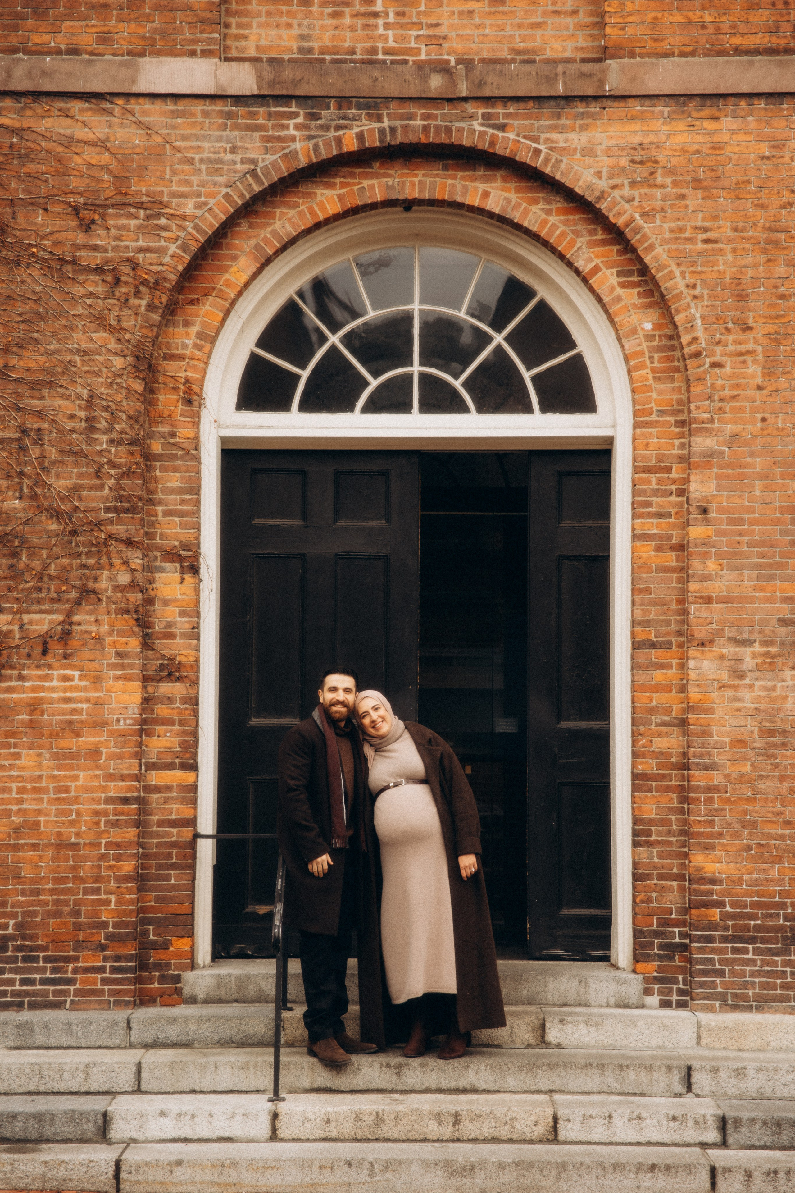 Winter Pregnancy Photoshoot | Bacon Hill, Boston