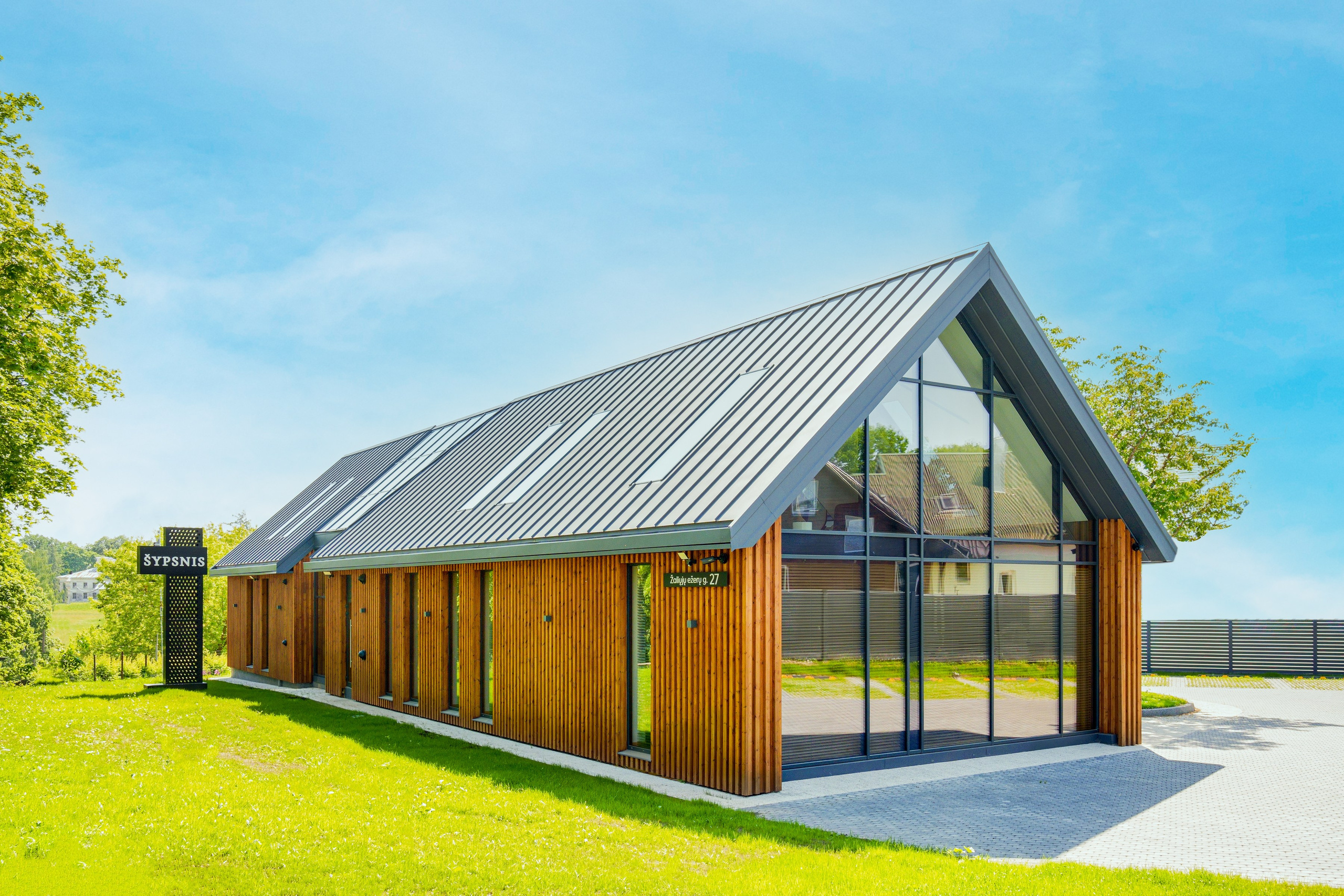 Žaliųjų ežerų g. 27. Elina Sapiega fotografė Vilniuje