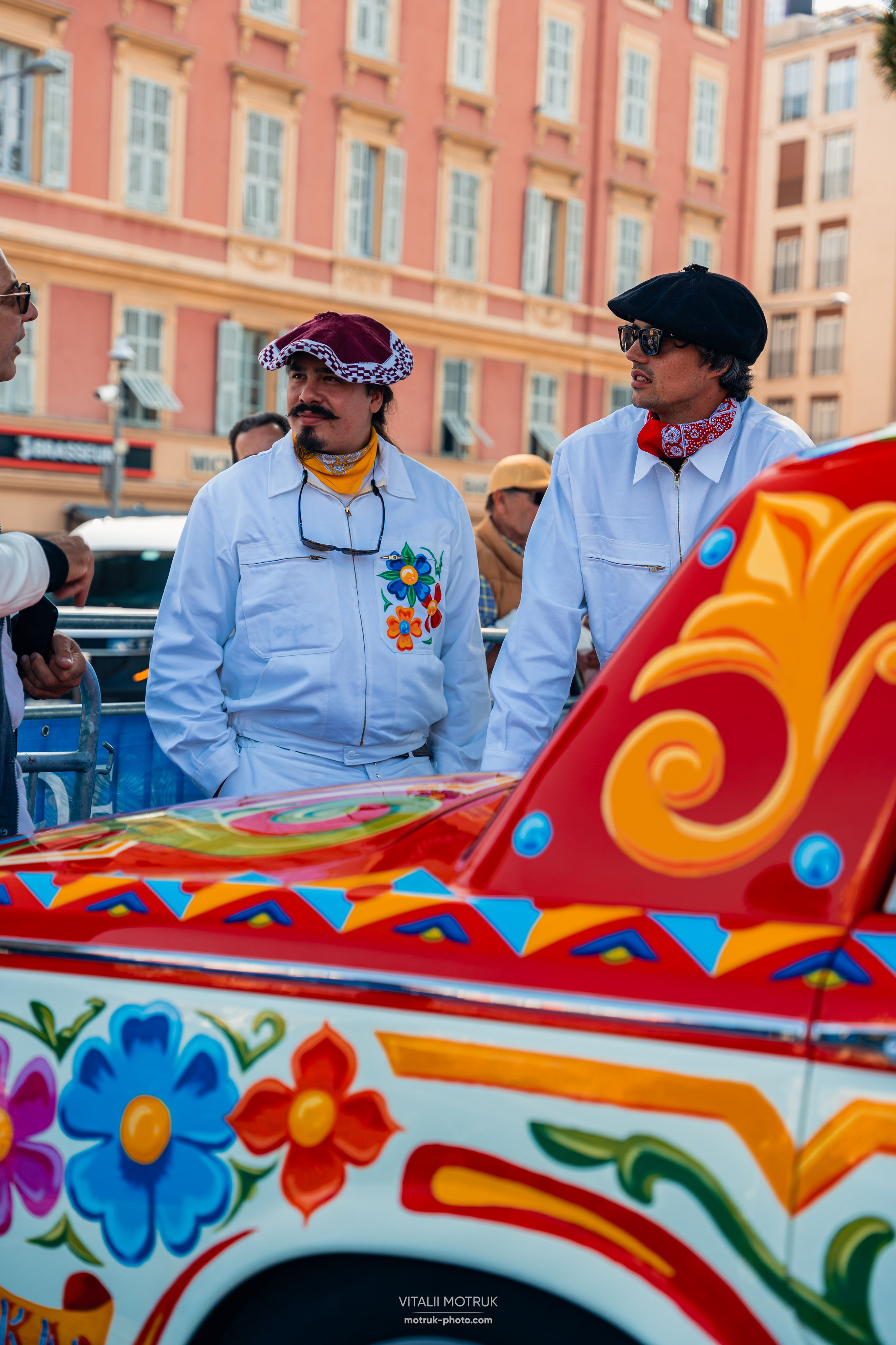 Legends de Nice. Photographe de voitures à Paris — Vitalii Motruk