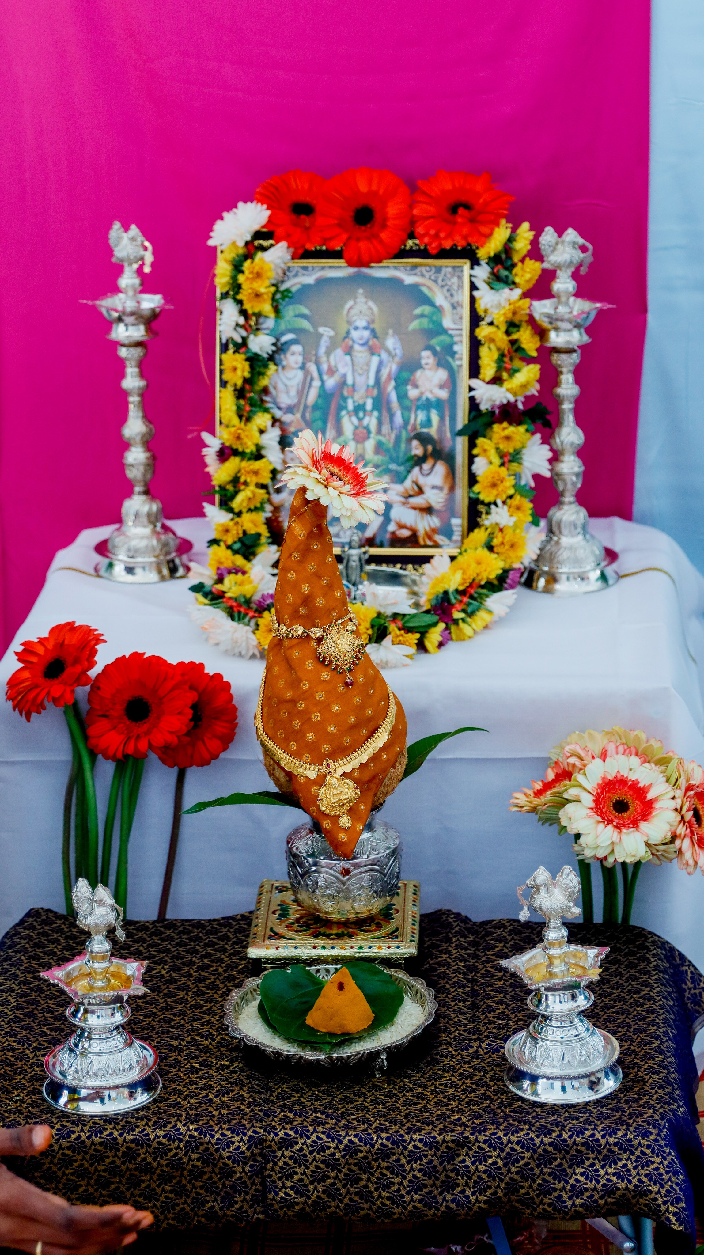 Srikanth & Priyanka’s Housewarming. MHCreative is family-oriented photographer based in SYDNEY
