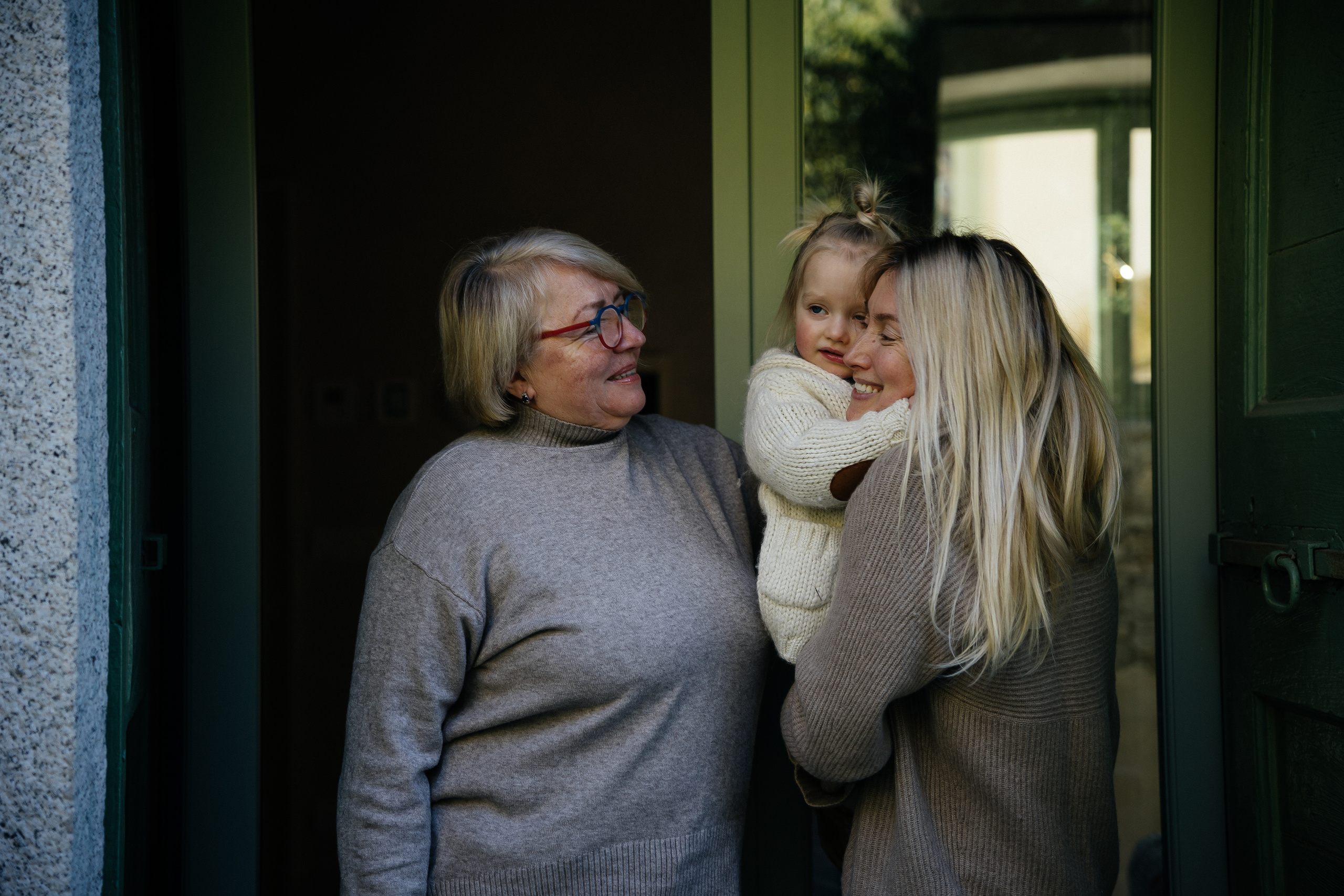 Glafira and Tanya. PHOTOGRAPHER IN ITALY