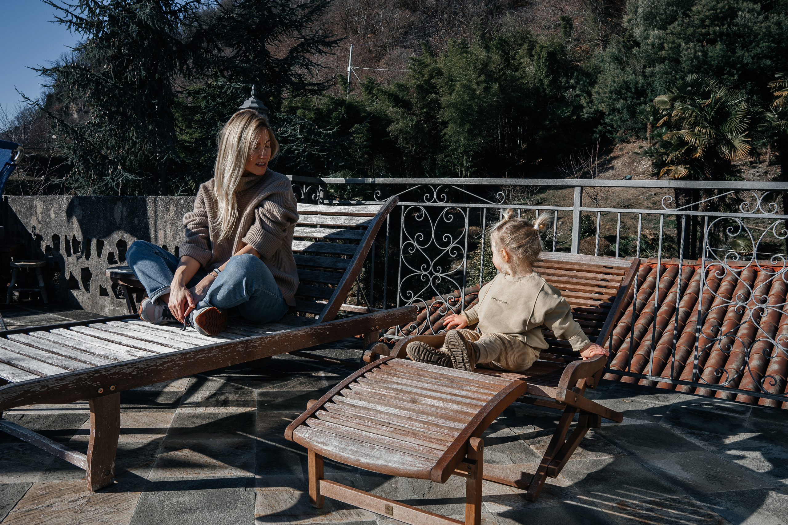 Glafira and Tanya. PHOTOGRAPHER IN ITALY