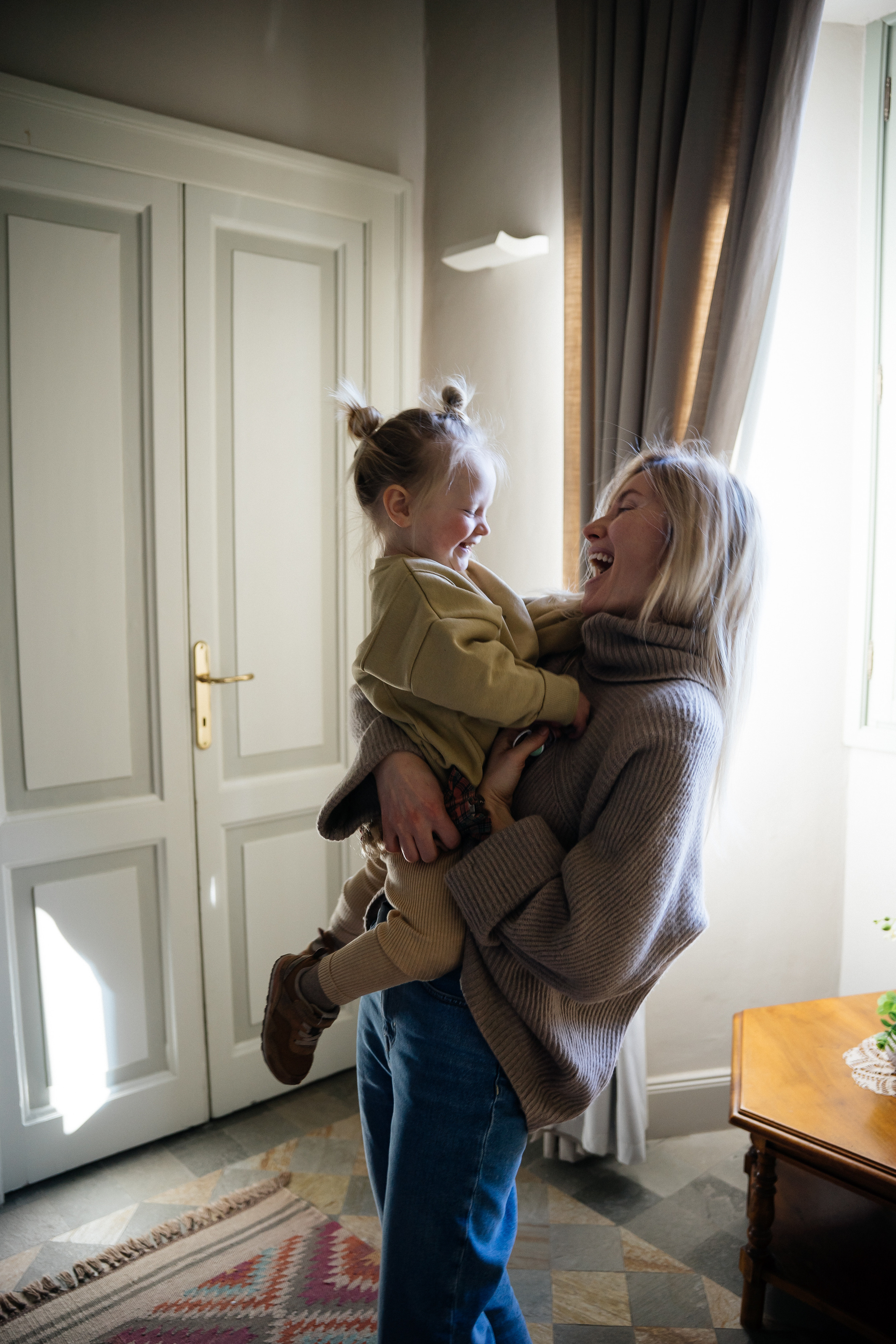 Glafira and Tanya. PHOTOGRAPHER IN ITALY