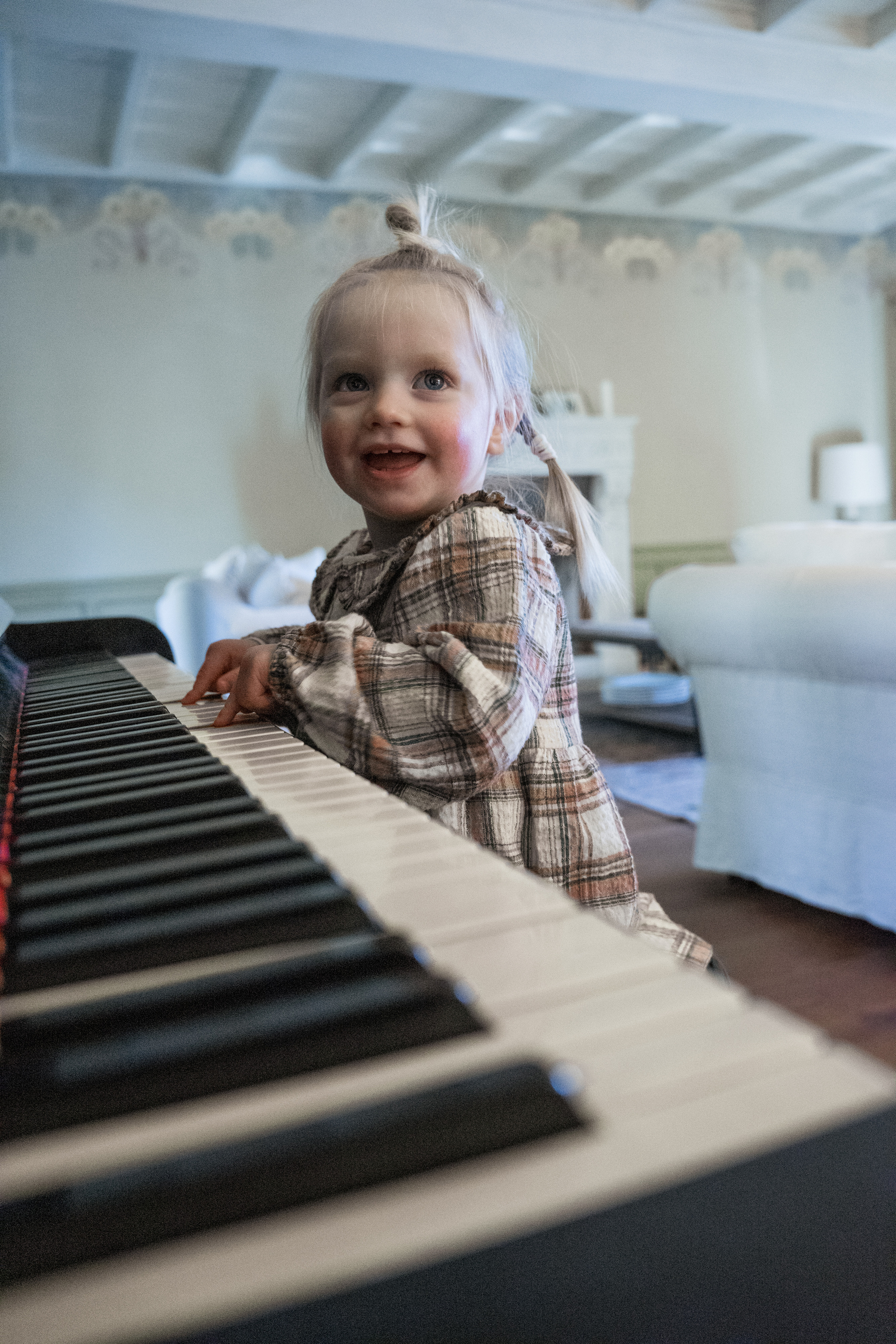 EARLY BIRD HLAFIRA. PHOTOGRAPHER IN ITALY