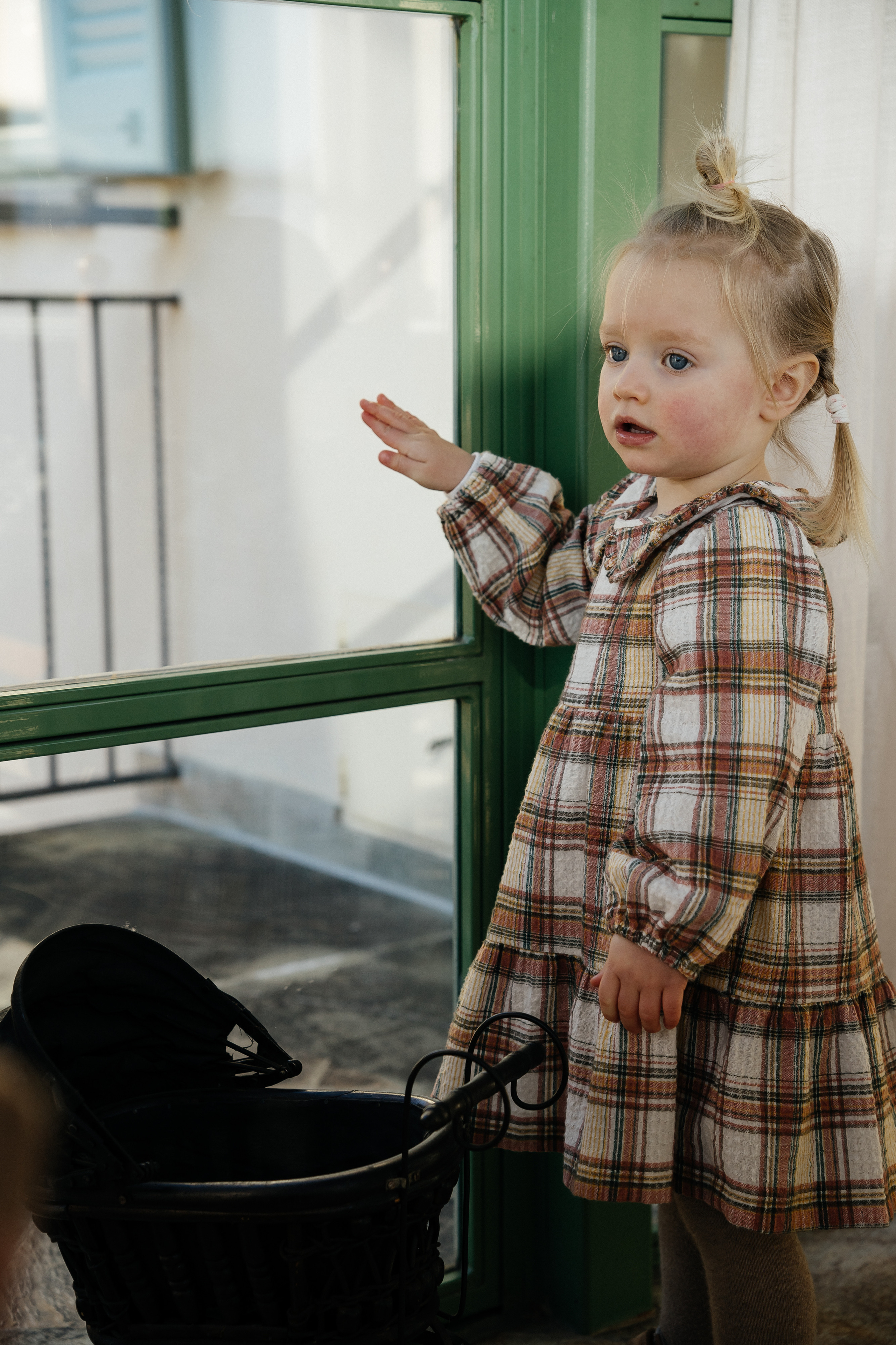 Glafira and Tanya. PHOTOGRAPHER IN ITALY