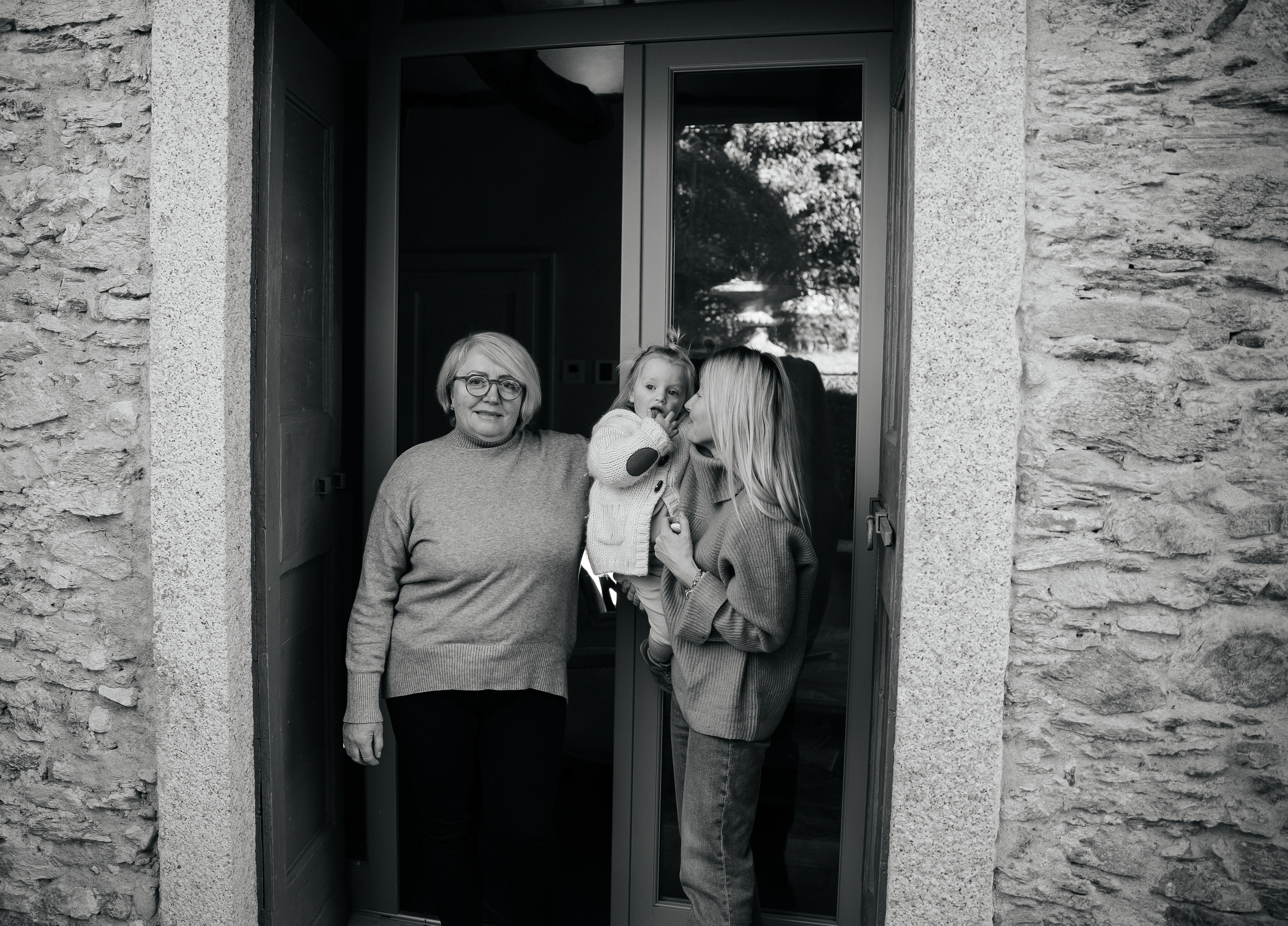 Glafira and Tanya. PHOTOGRAPHER IN ITALY