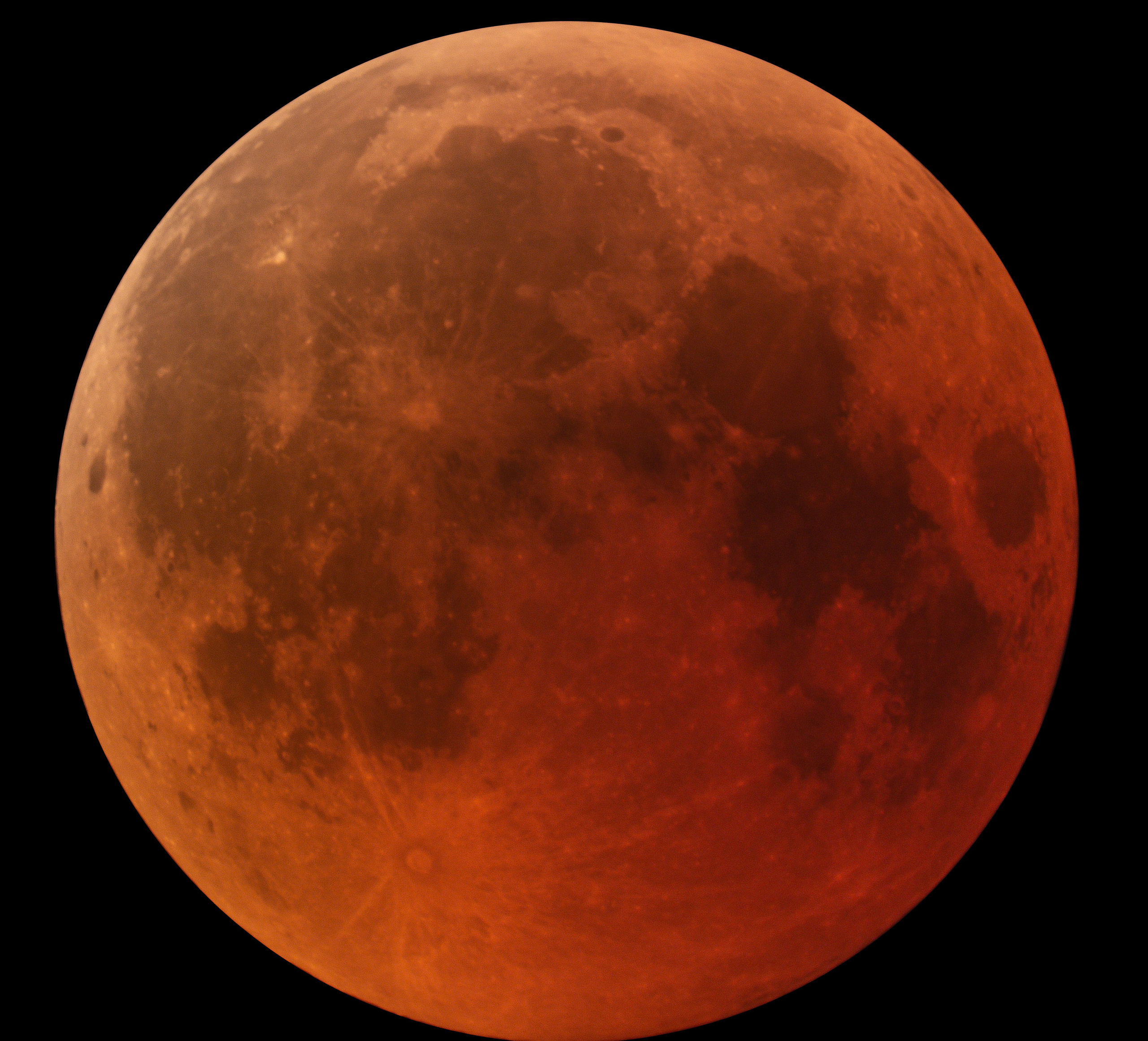 Qanlı Ay — Ay tutulması. Həvəskar Astronomlar Cəmiyyəti — Astronomy.az