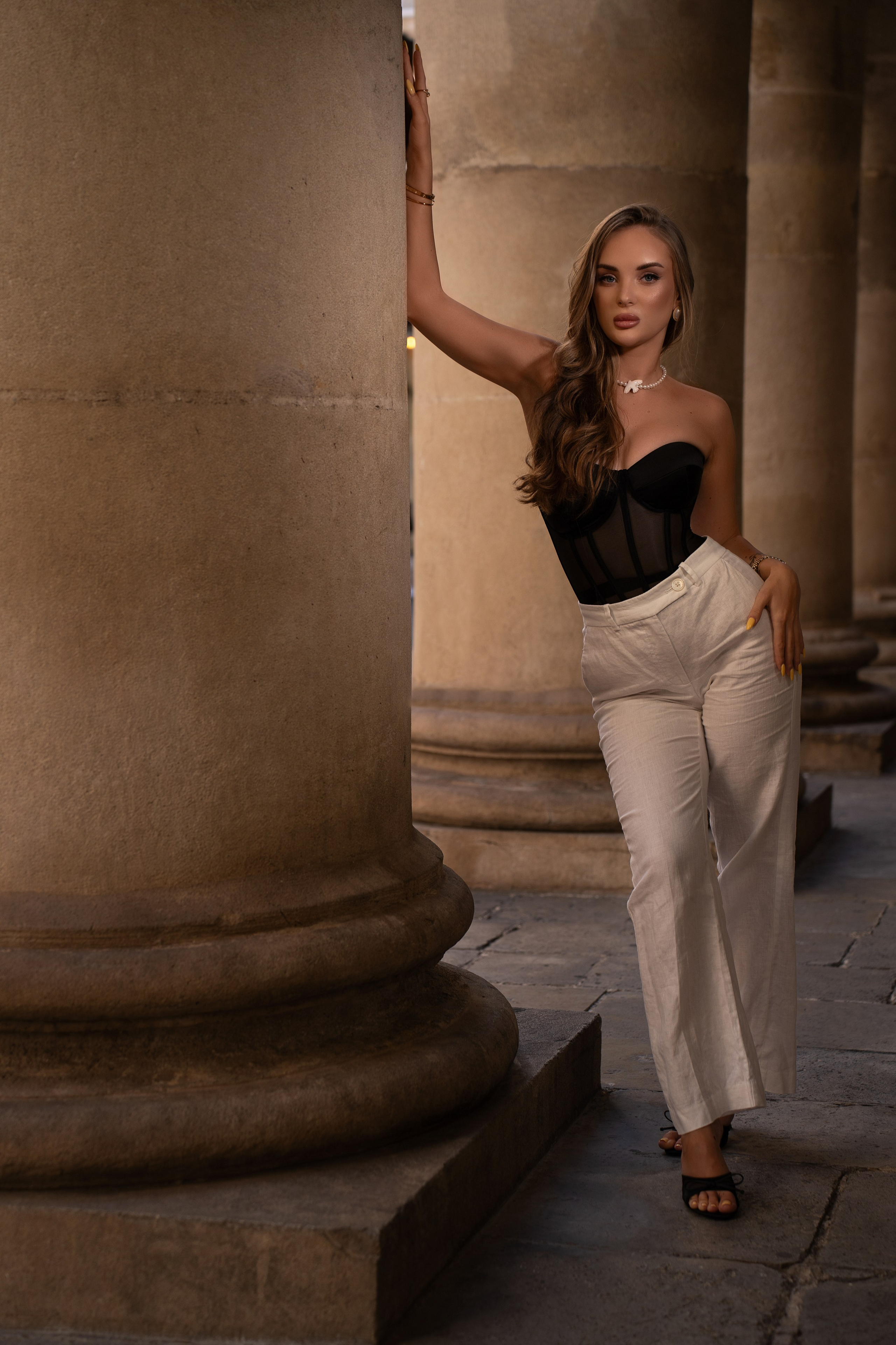 Outside. Cinematic Photography in Spain | Photographer & Videographer