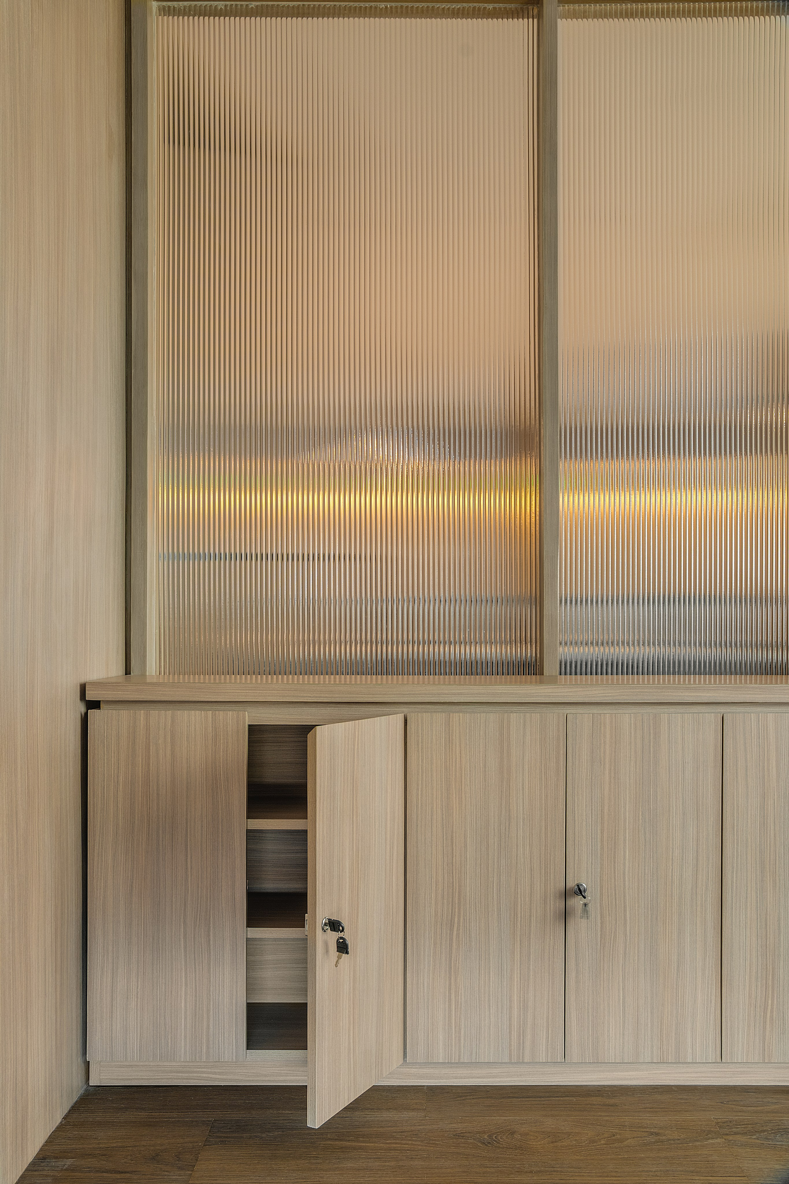 Office // Glaston Tower. Interior & Architectural Photographer Philippines | Argen Carlo Camaclang