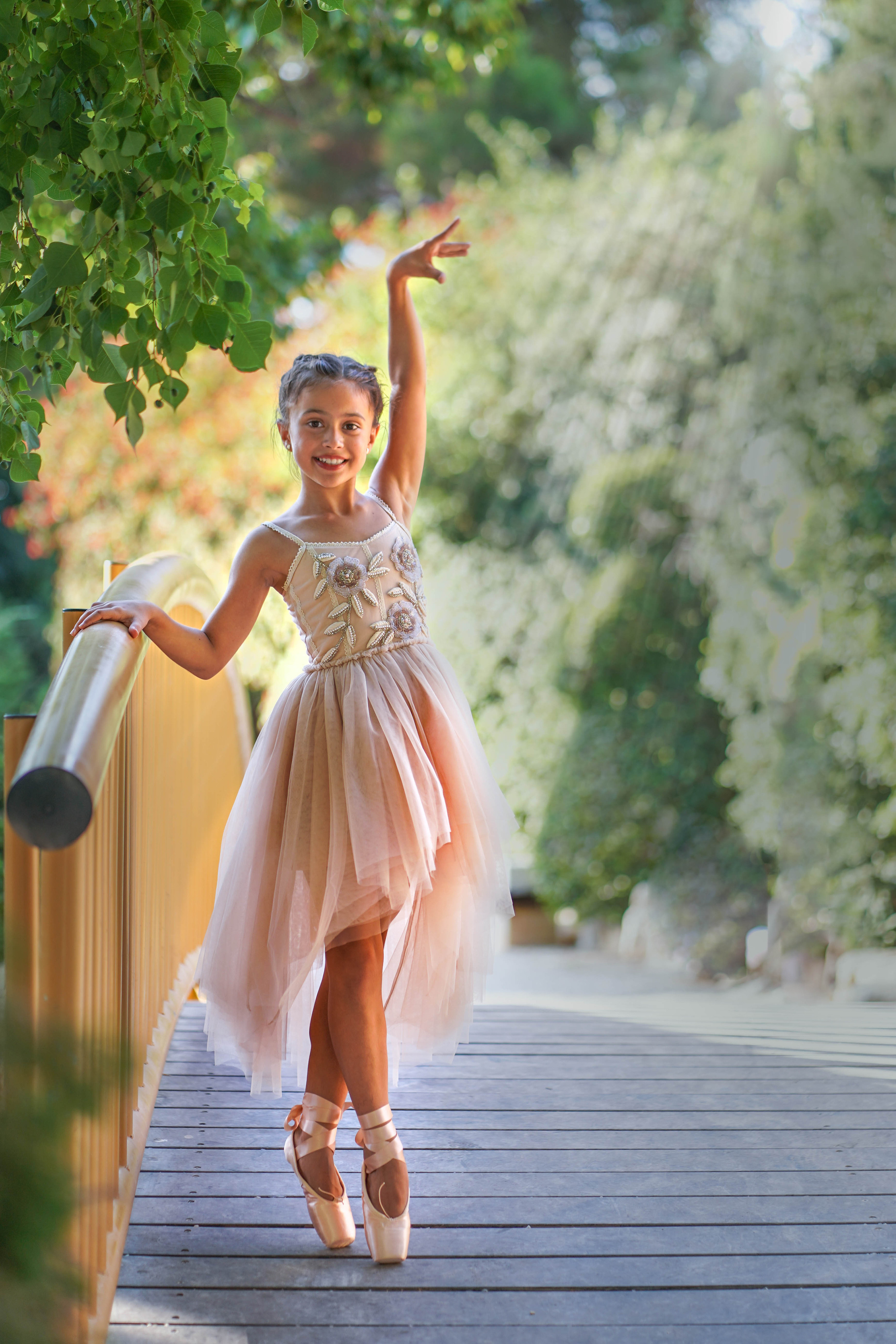 בת מצווה. אלכסנדרה — צלמת מקצועית של משפחה, ילדים, אופנה וסרטוני תדמית