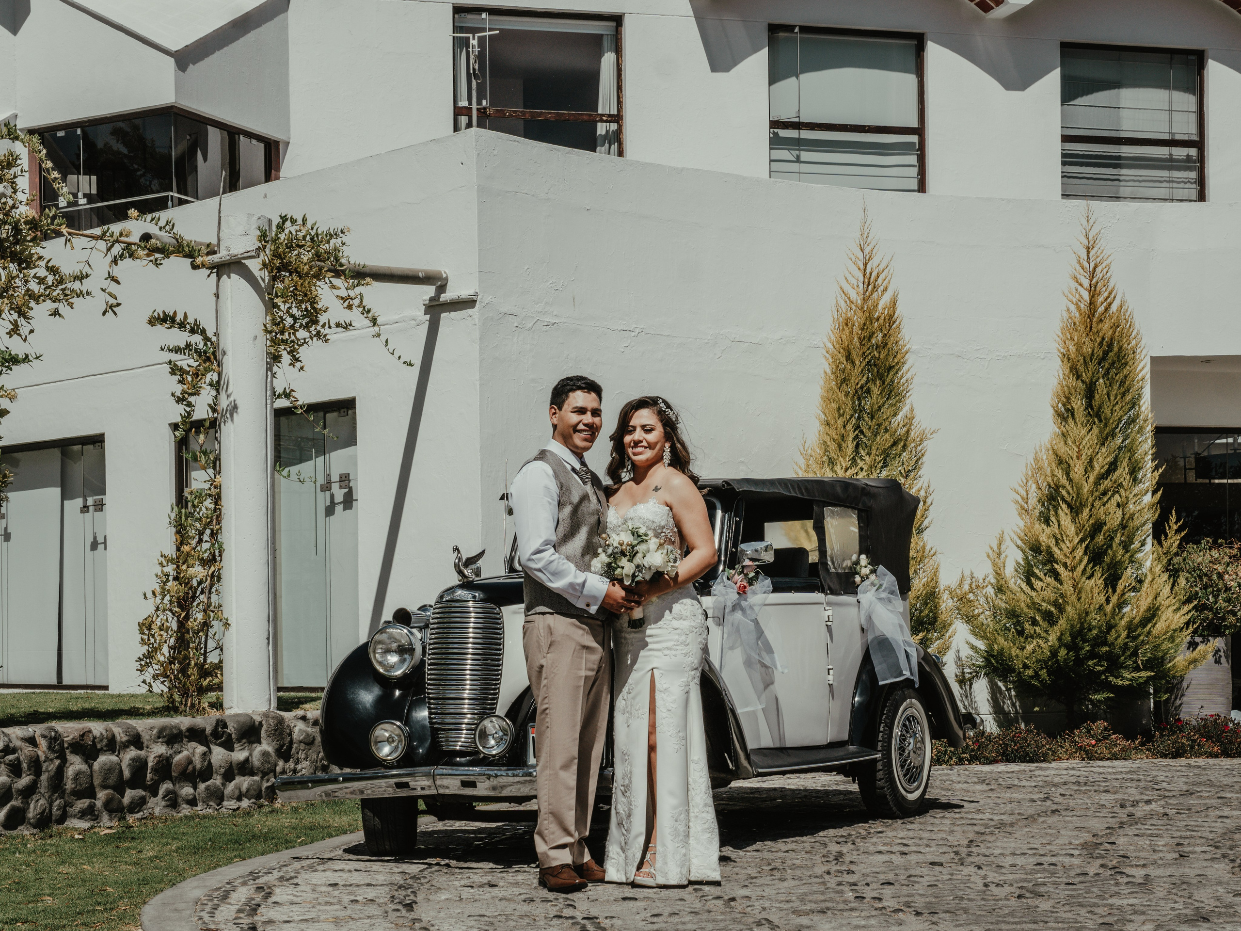 CARLA Y MARIO BODA RELIGIOSA. Studio KVTA | Fotografía y Video de Bodas en Arequipa