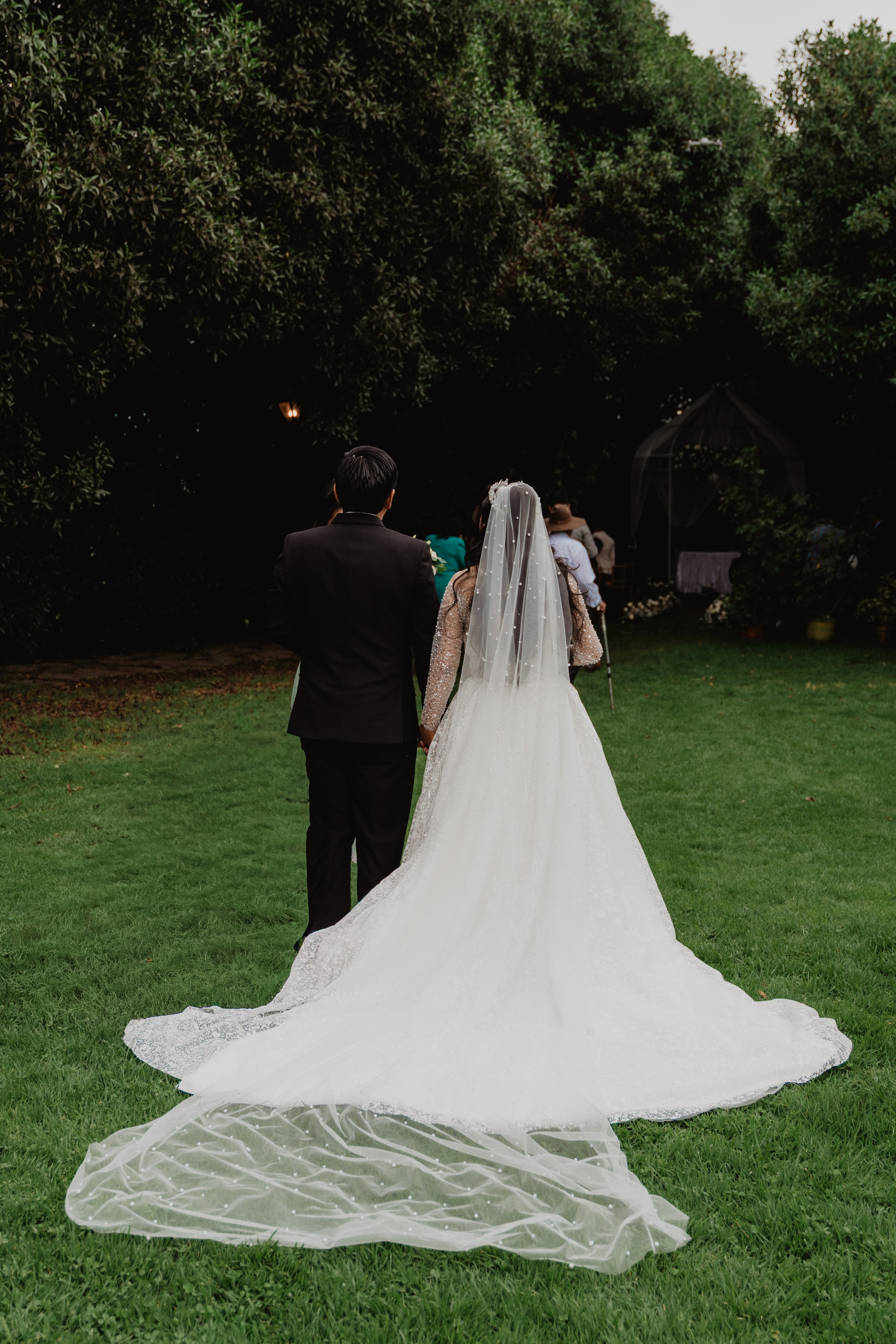 FERNANDO + MARIBEL | BODA RELIGIOSA. Studio KVTA | Fotografía y Video de Bodas en Arequipa