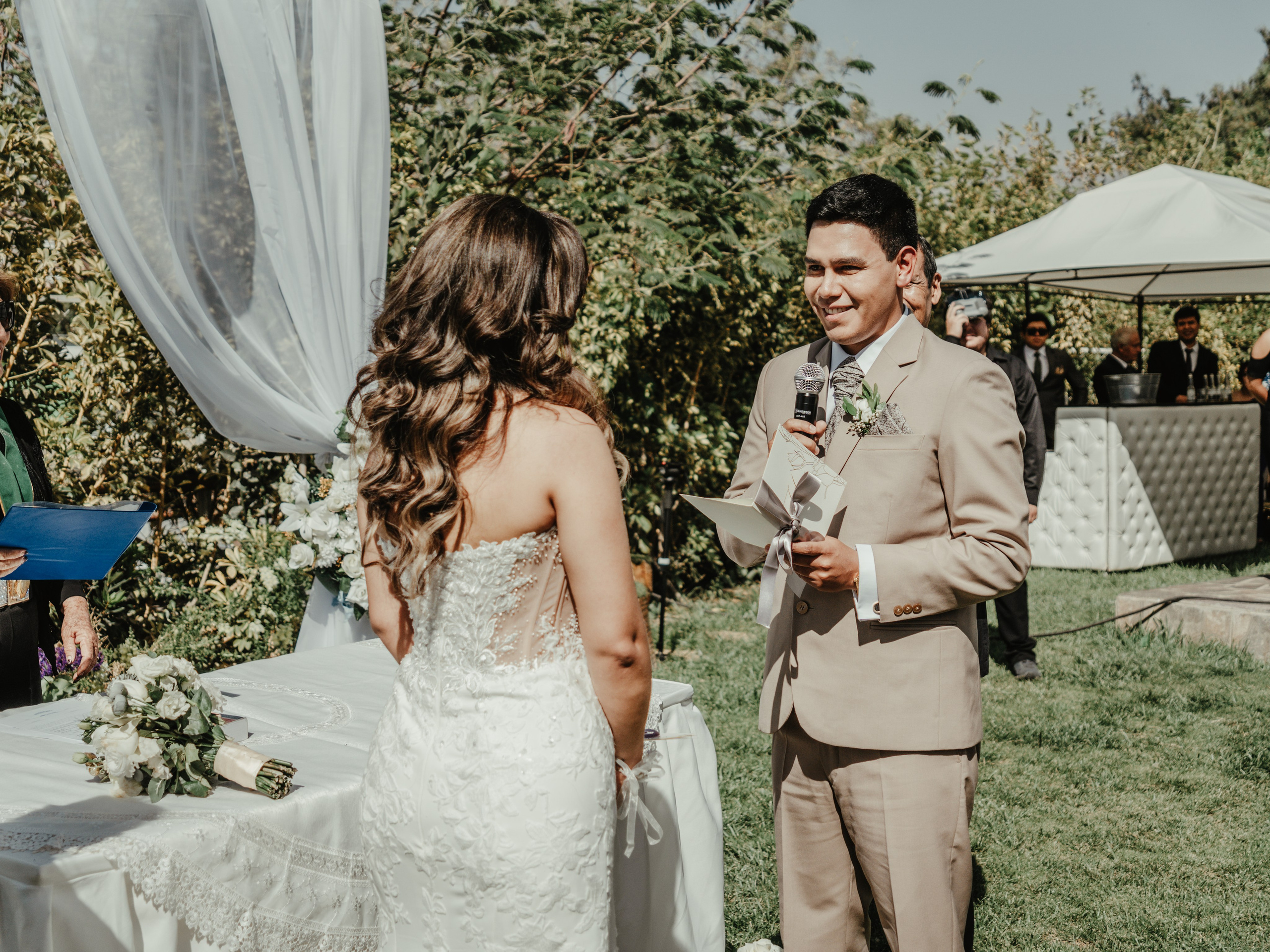 CARLA Y MARIO BODA RELIGIOSA. Studio KVTA | Fotografía y Video de Bodas en Arequipa