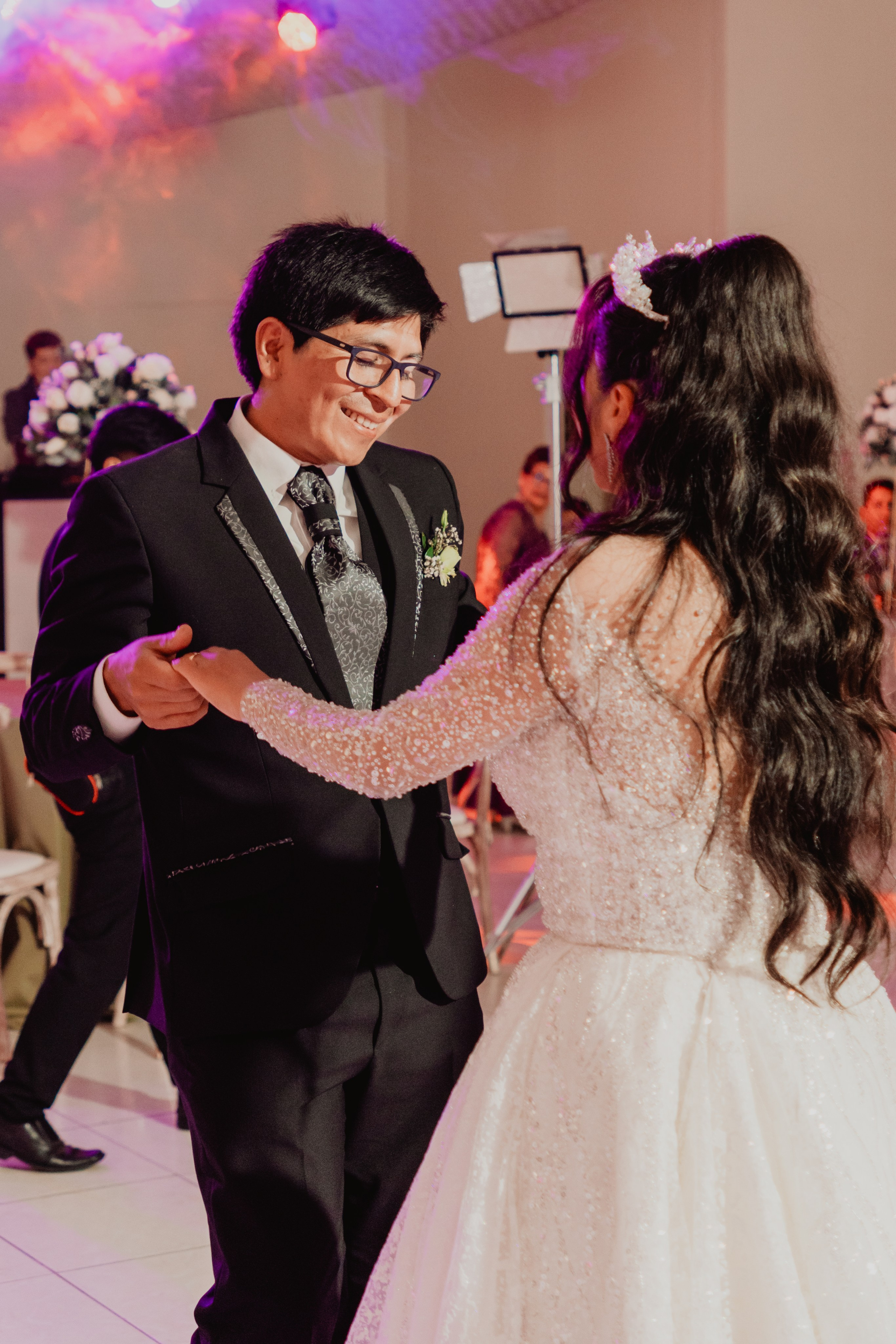FERNANDO + MARIBEL | BODA RELIGIOSA. Studio KVTA | Fotografía y Video de Bodas en Arequipa