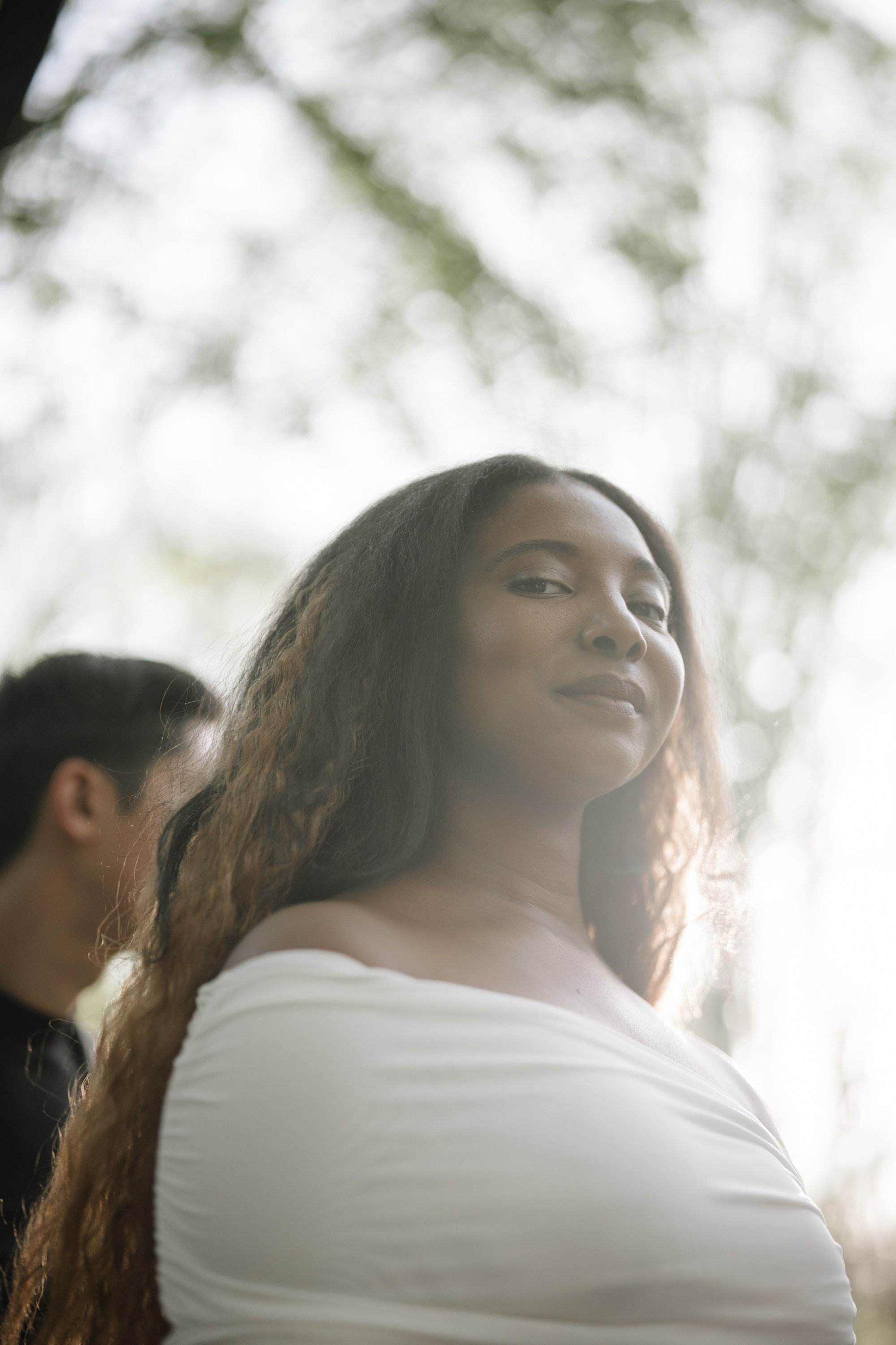 Engagement photo shoot in Central Park in spring. Portrait and wedding photographer in New York