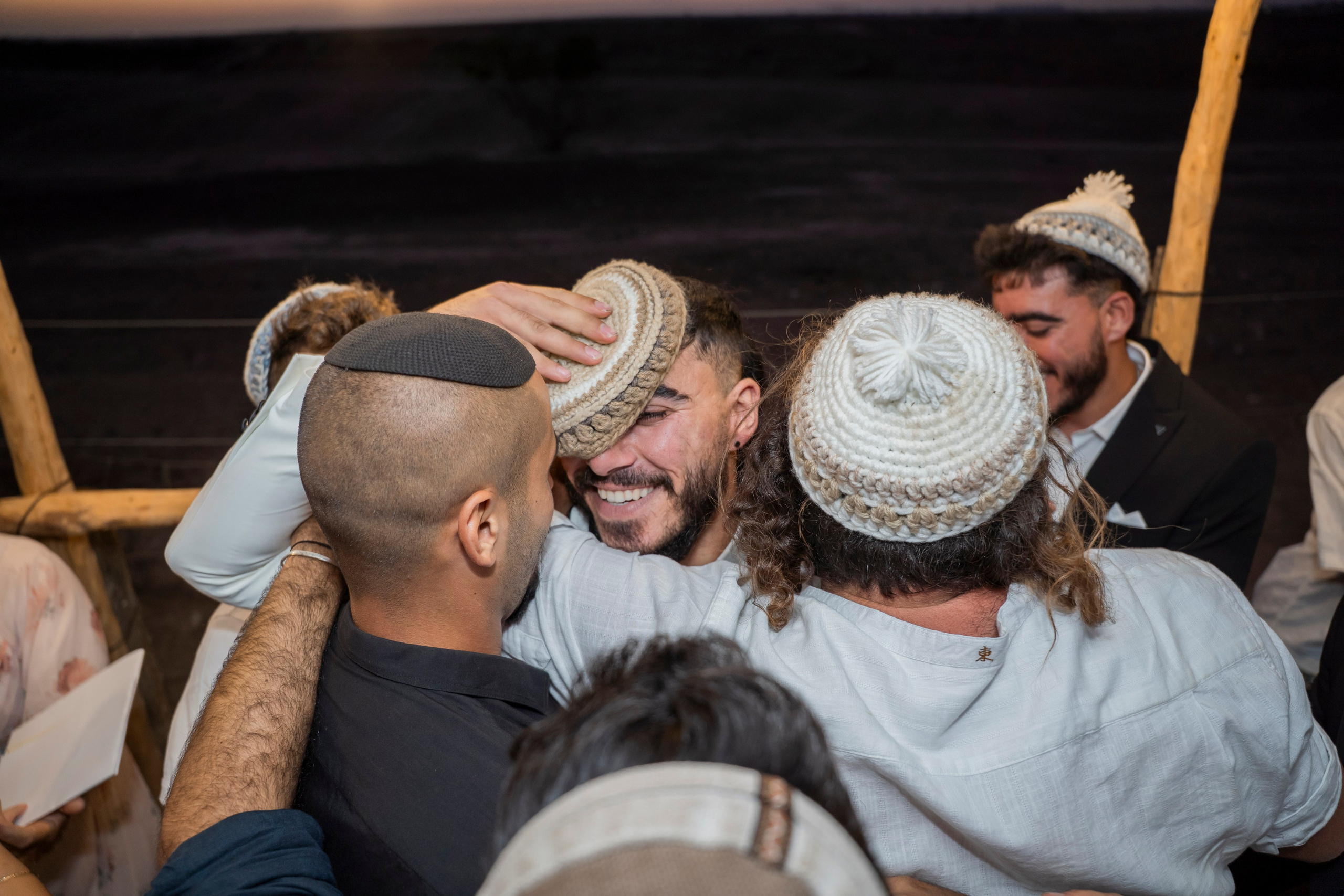 אביה ואחיה. יוסף מזרחי צילום חתונה, ברית וזוגיות. צלם מקצועי שאוהב להוציא אתכם הכי יפים ברגעים הכי מרגשים