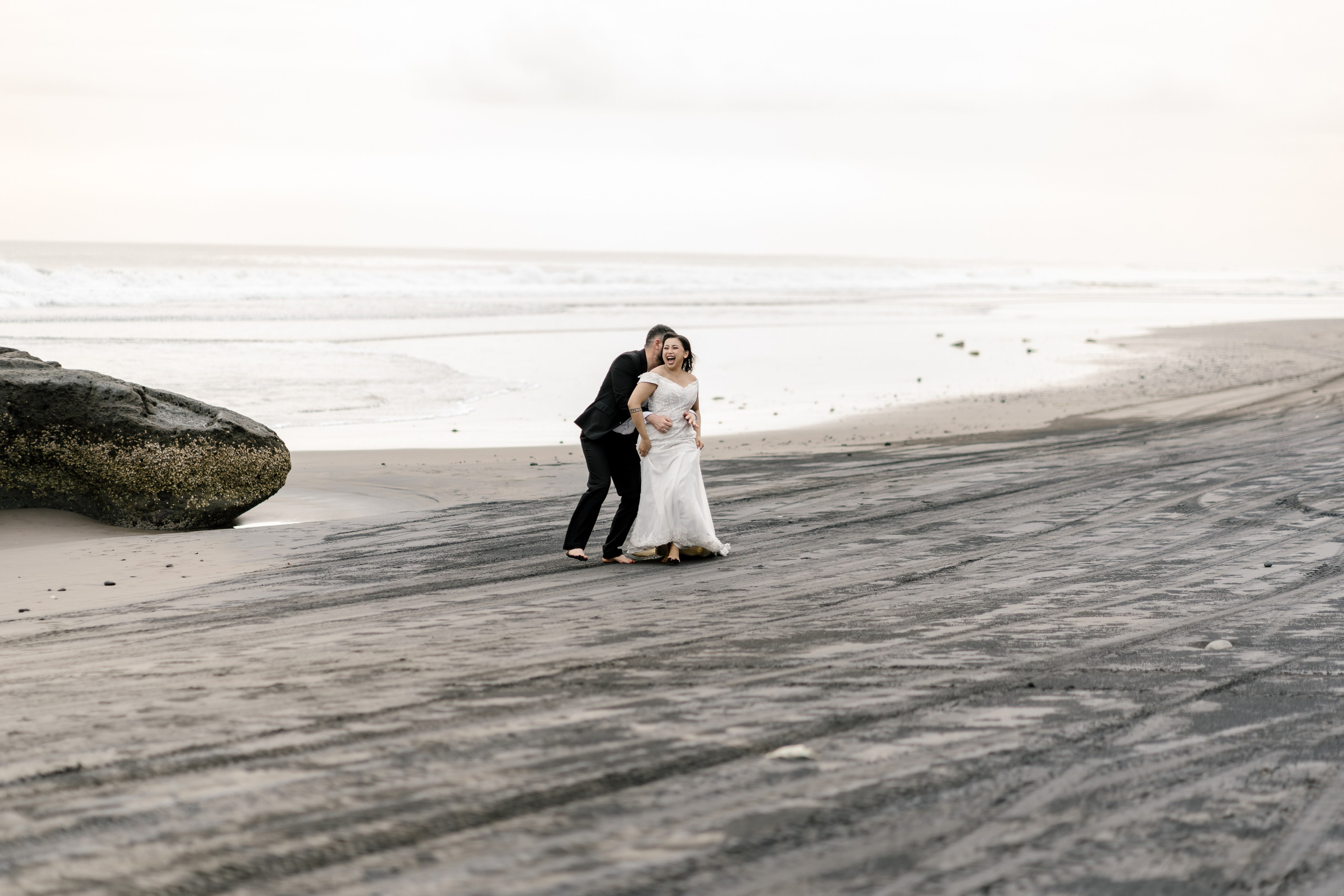 Honeymoon Photoshoot in Bali. Female Photographer in Bali