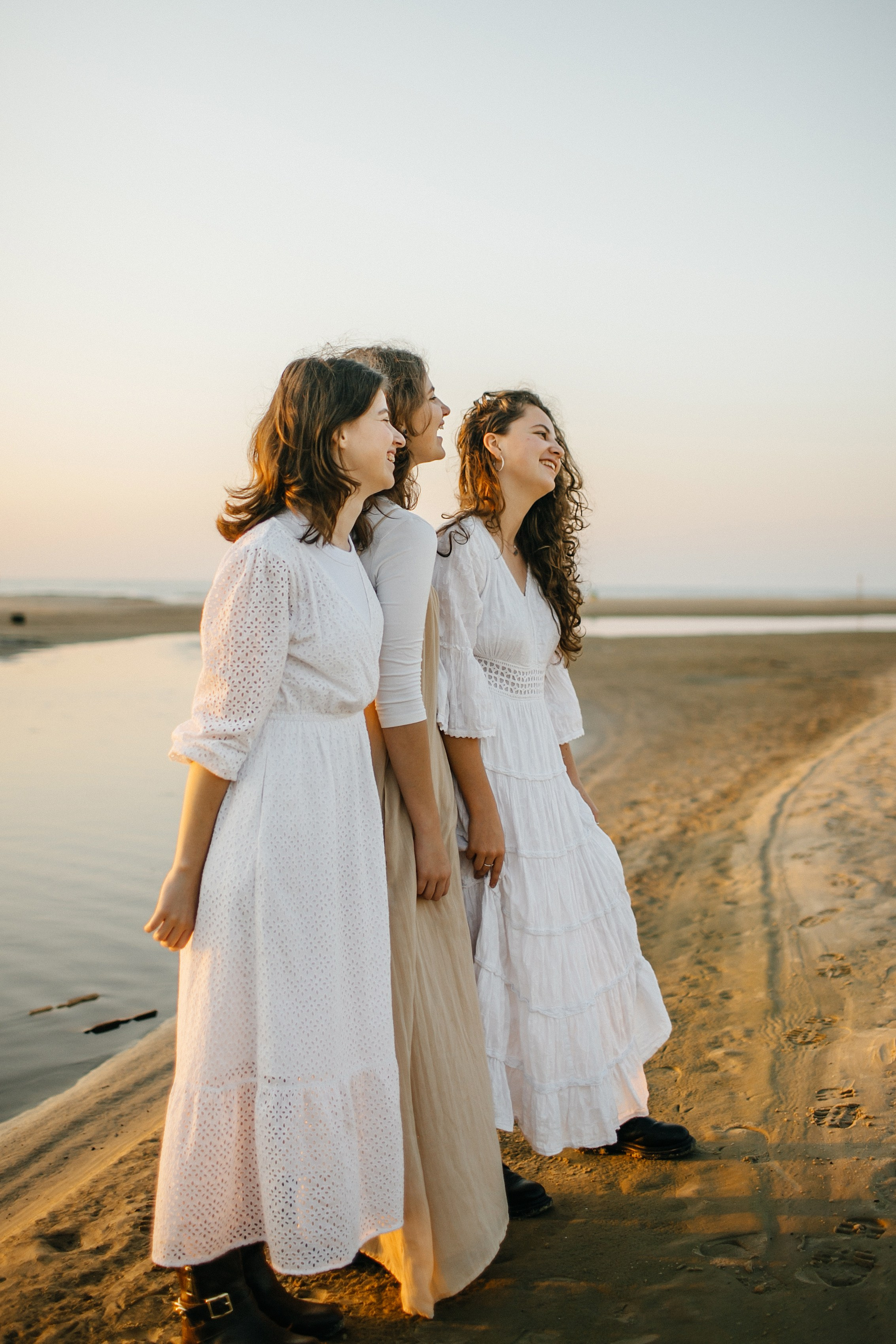 3 sisters Netanya. Family photographer in Israel