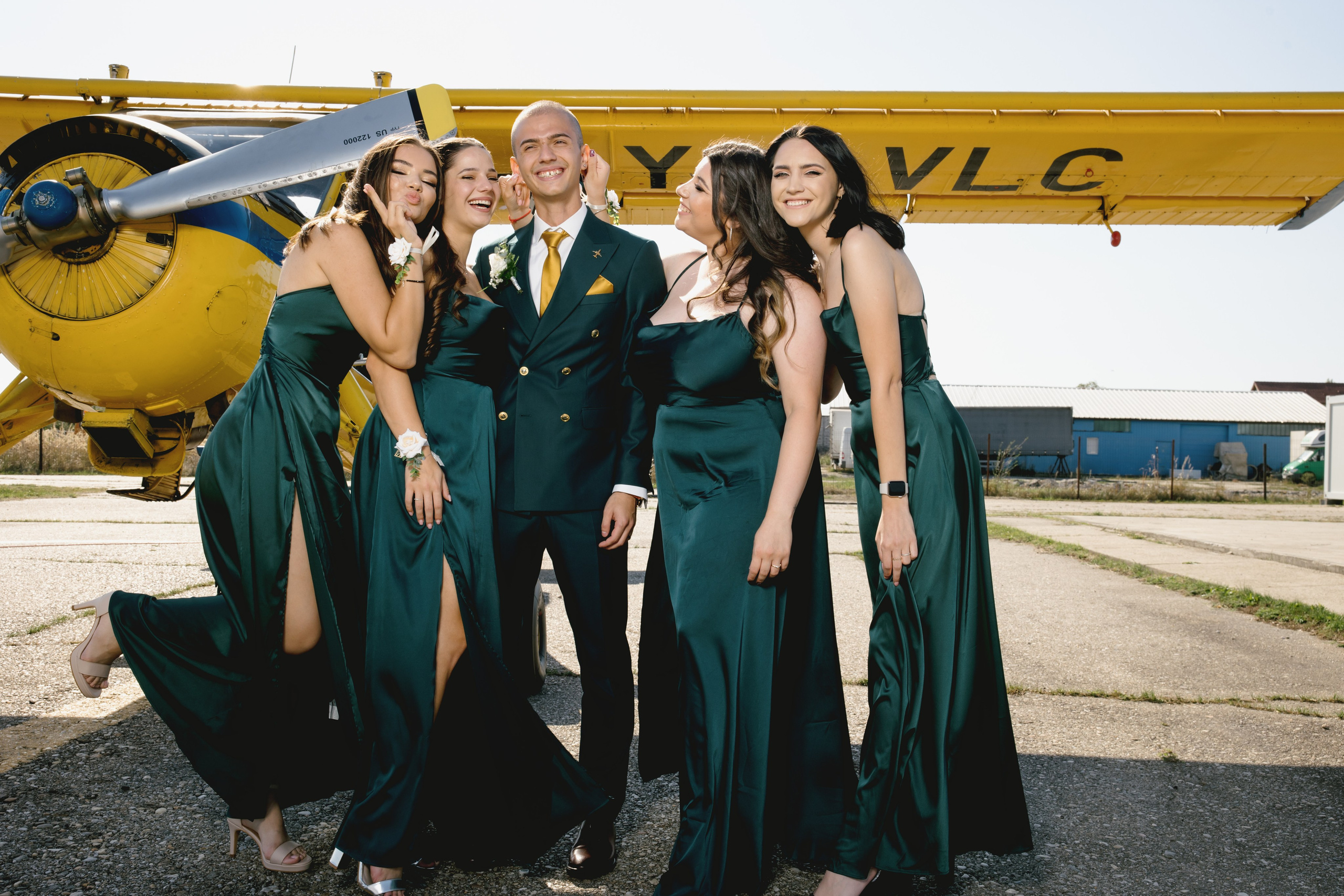 Bianca & Mihnea Pitesti. MDimaFotoStudio. Fotograf de nuntă, evenimente private și de familie