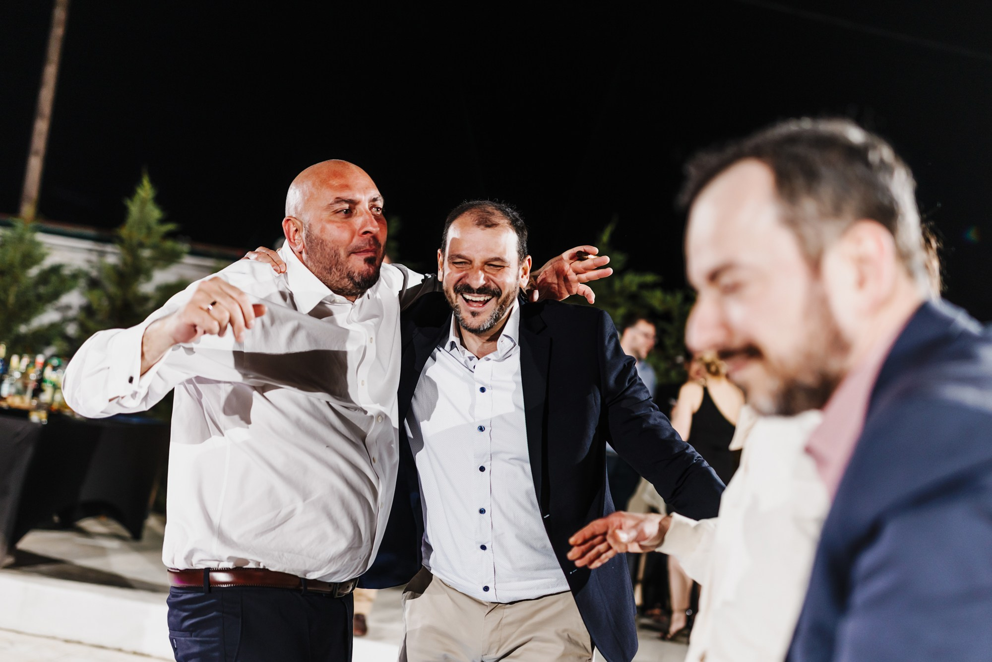 Lambros-Adriana. Fotograf și videograf de nuntă R. Moldova, Romania