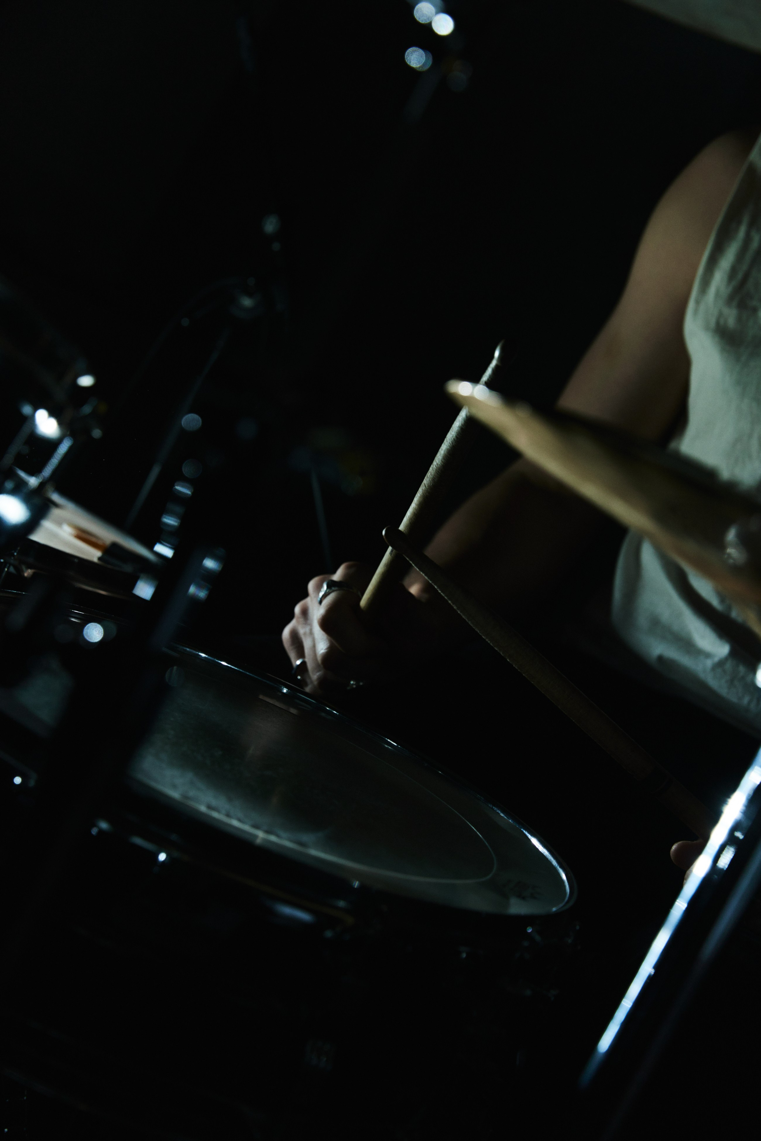 Photoshoot for a jewelry collection made by Magdalena Stastnikova. Photographer Katya Vlasova