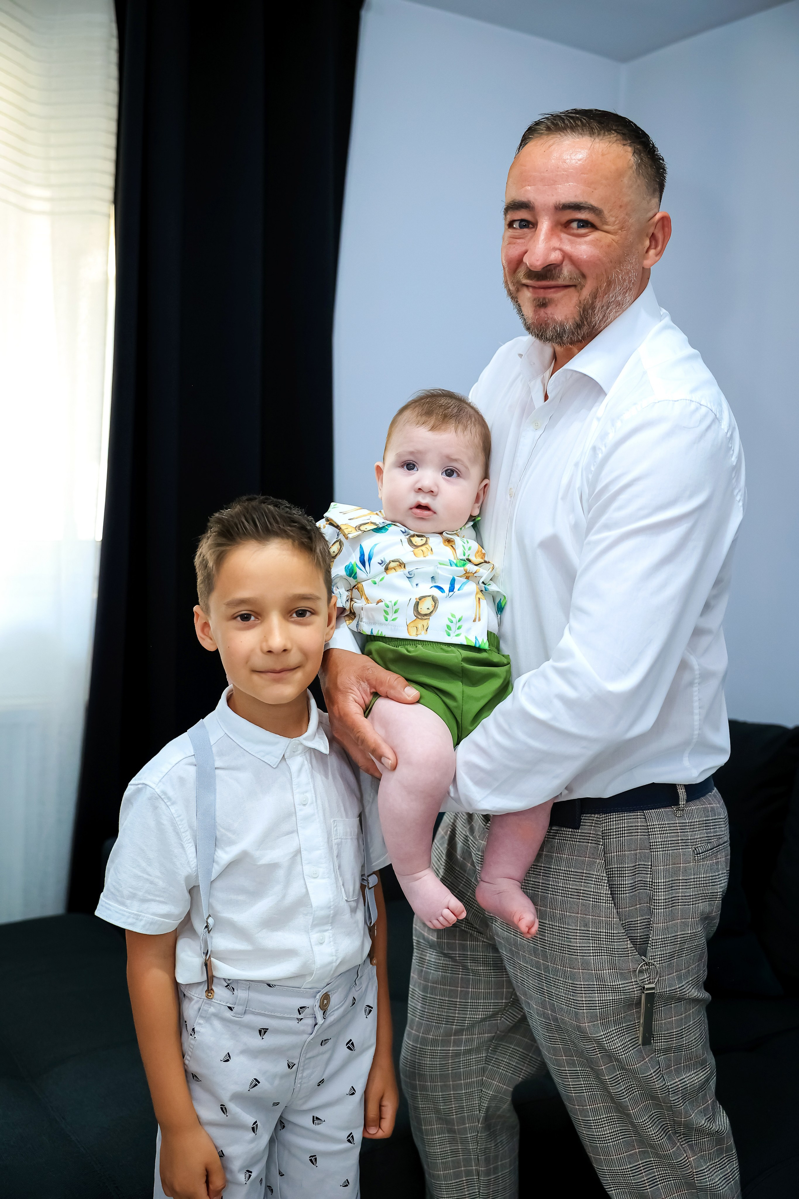 Andrei Damian. Moments By Gub