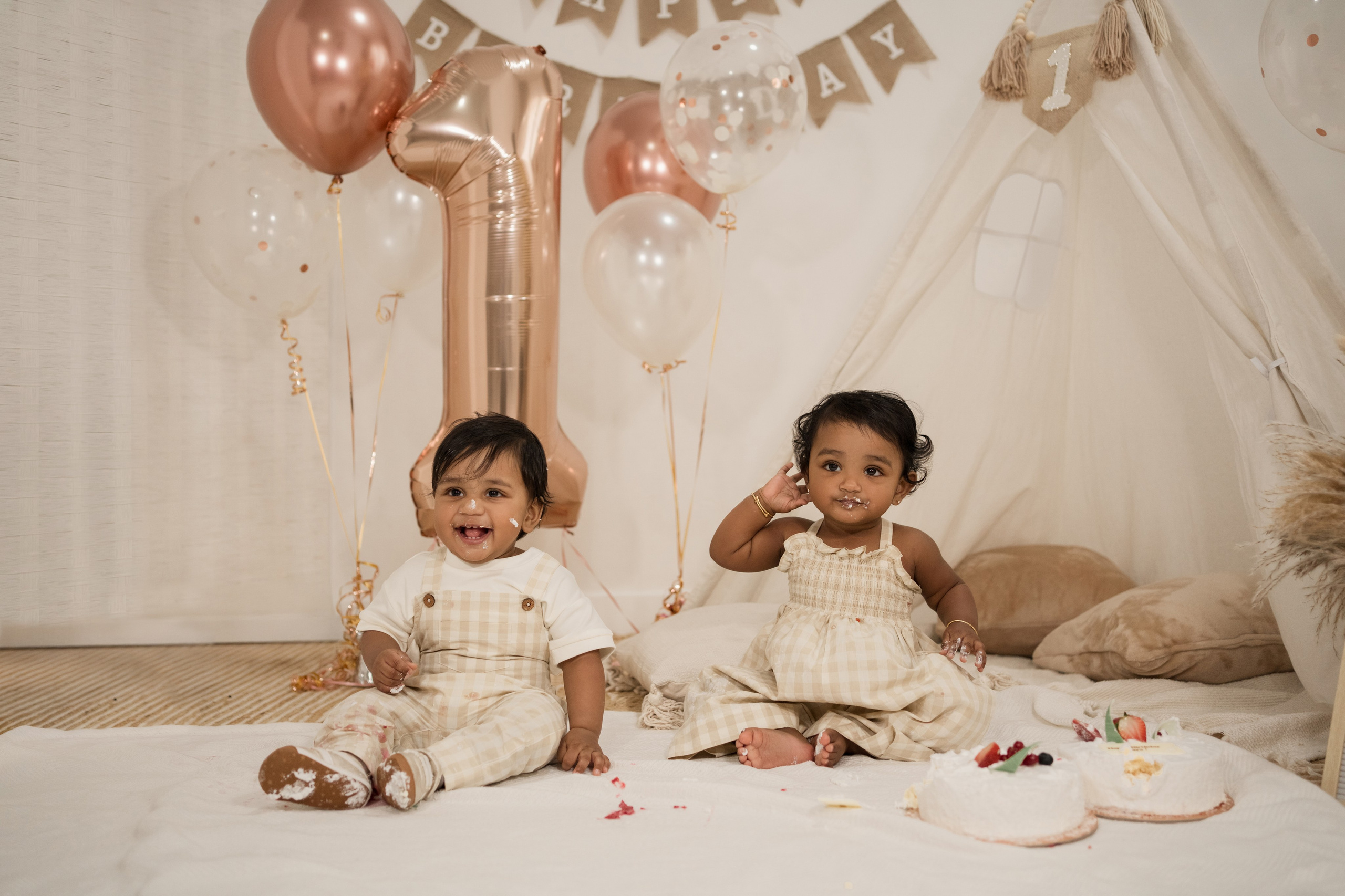 Double fun!. Angela Iakovleva — Family Photographer in Dubai
