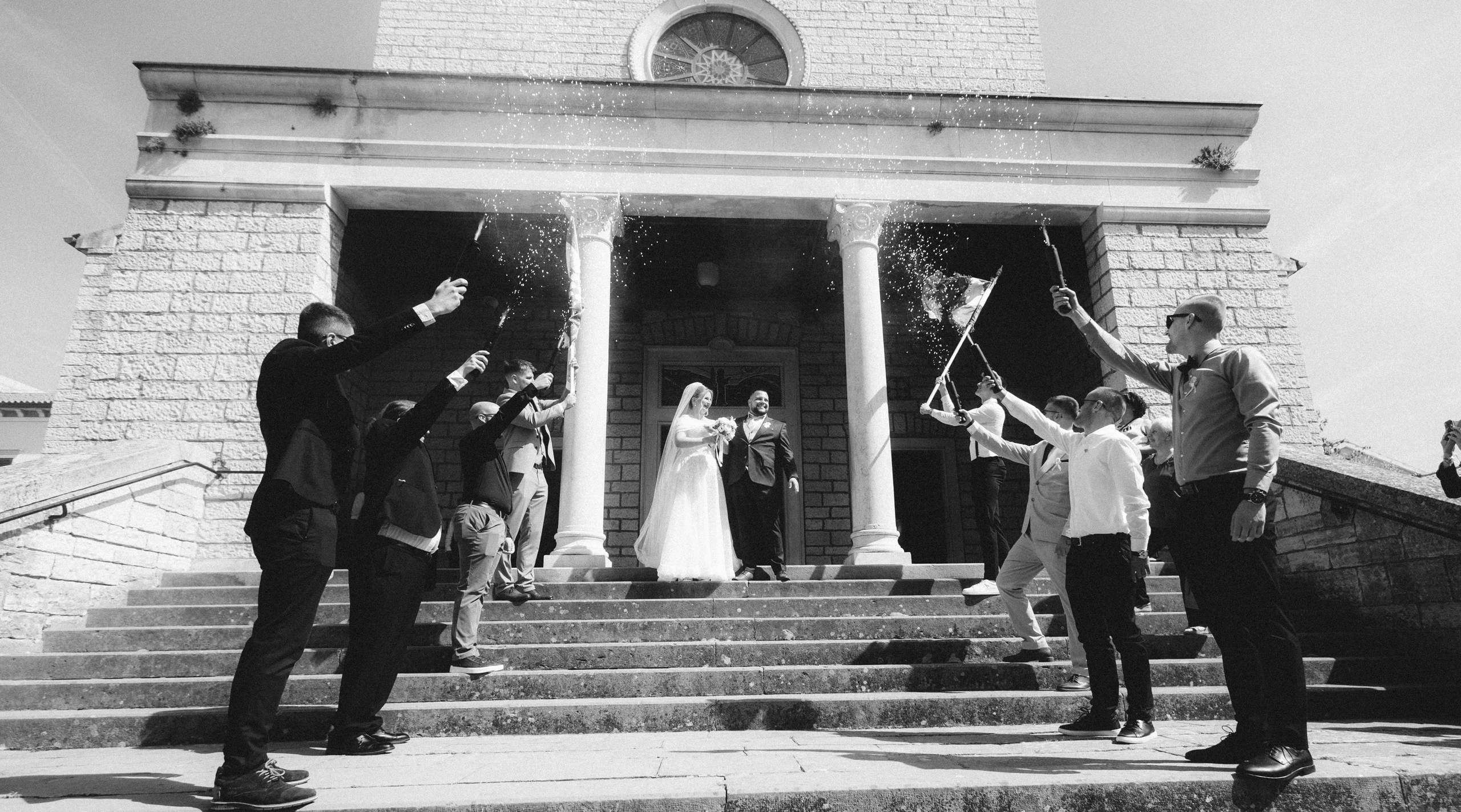 Weddings. Capturedwell