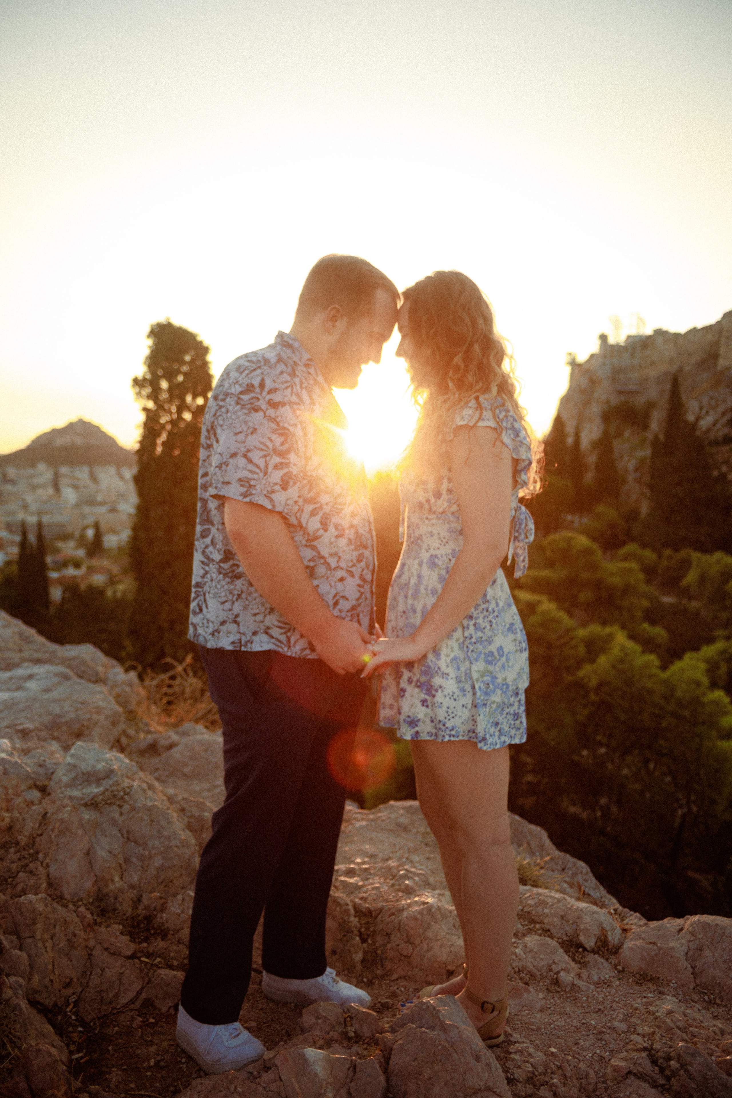 Tim’s proposal to Morgan. Photographer in Greece Kristina