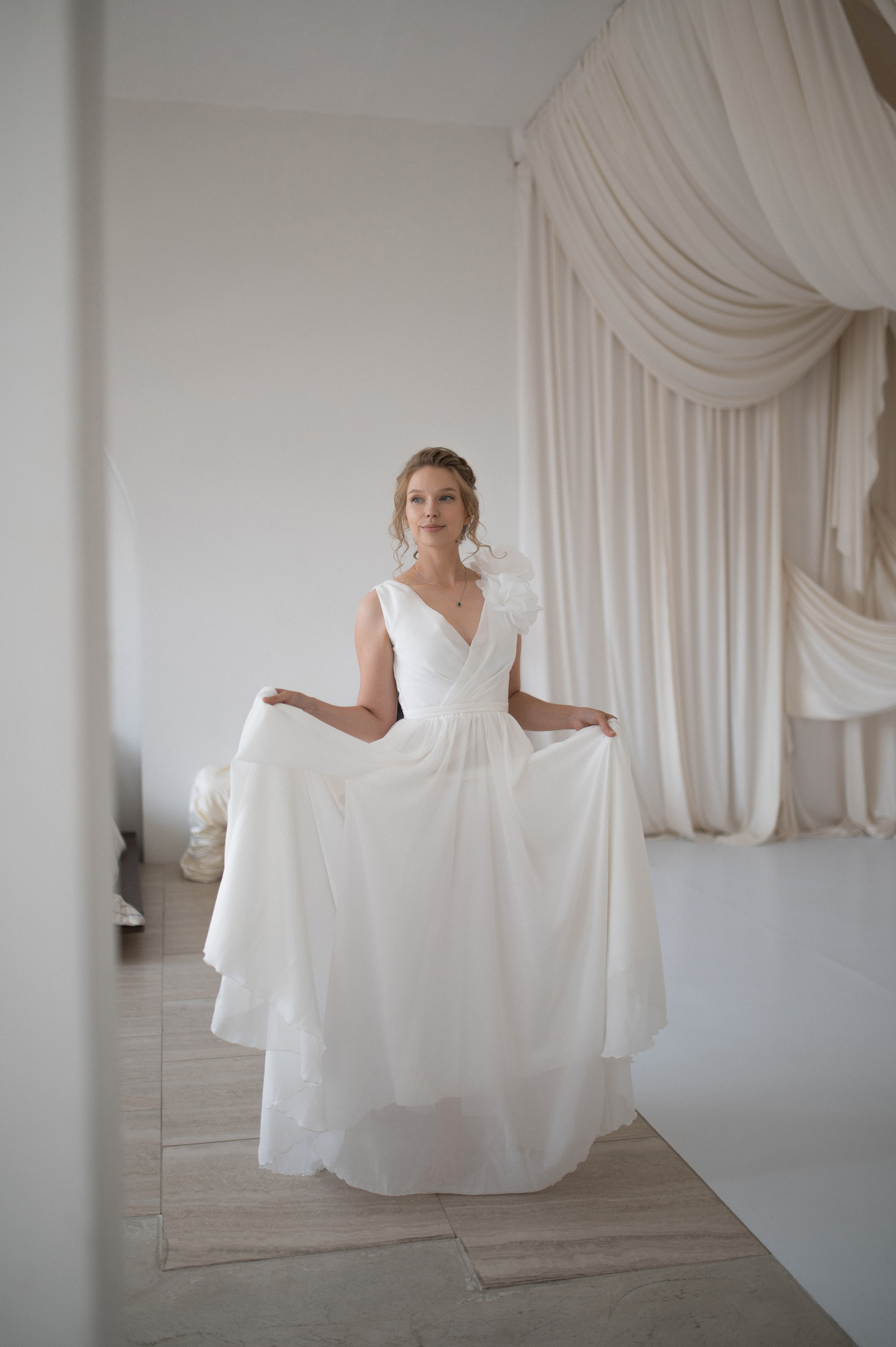 Bright. Wedding and commercial photographer