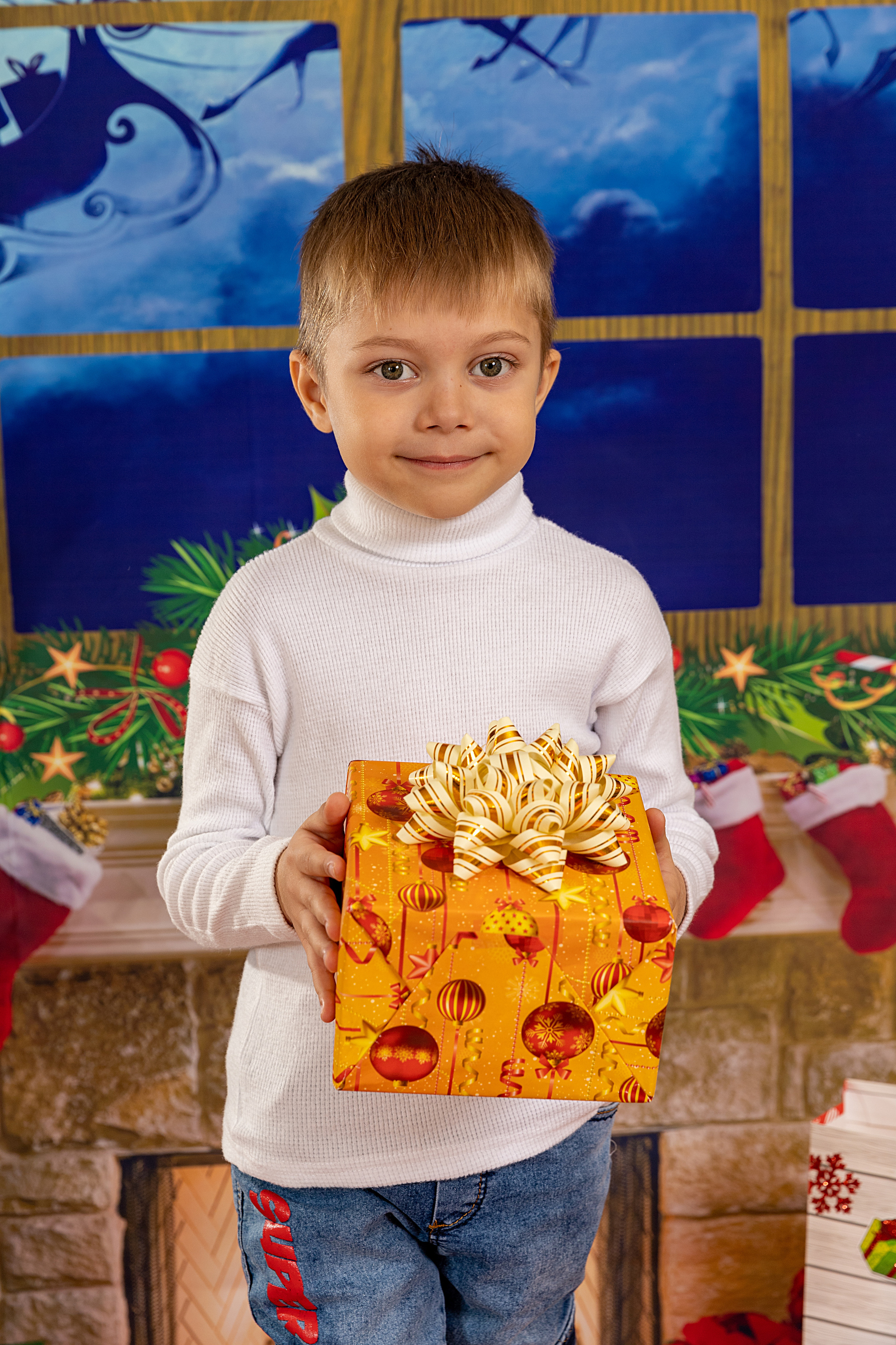 Новый год. Детский и школьный фотограф в Запорожье Днепр Олег Дембицкий