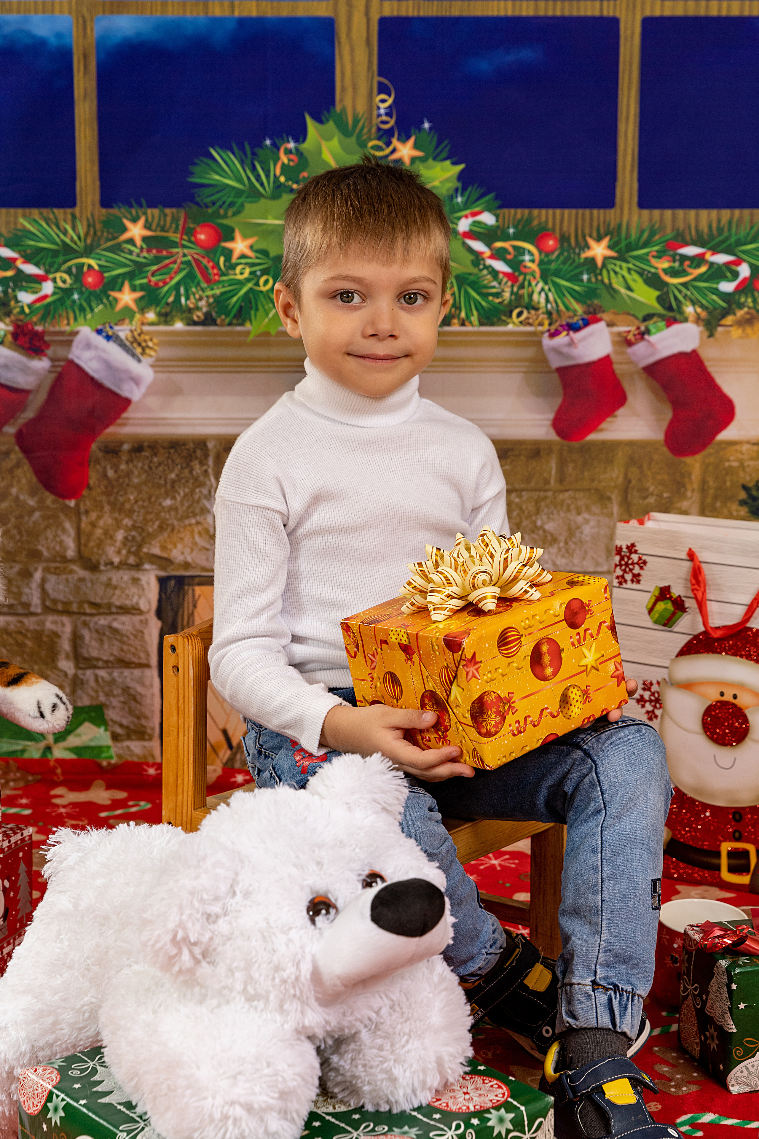 Новый год. Детский и школьный фотограф в Запорожье Днепр Олег Дембицкий