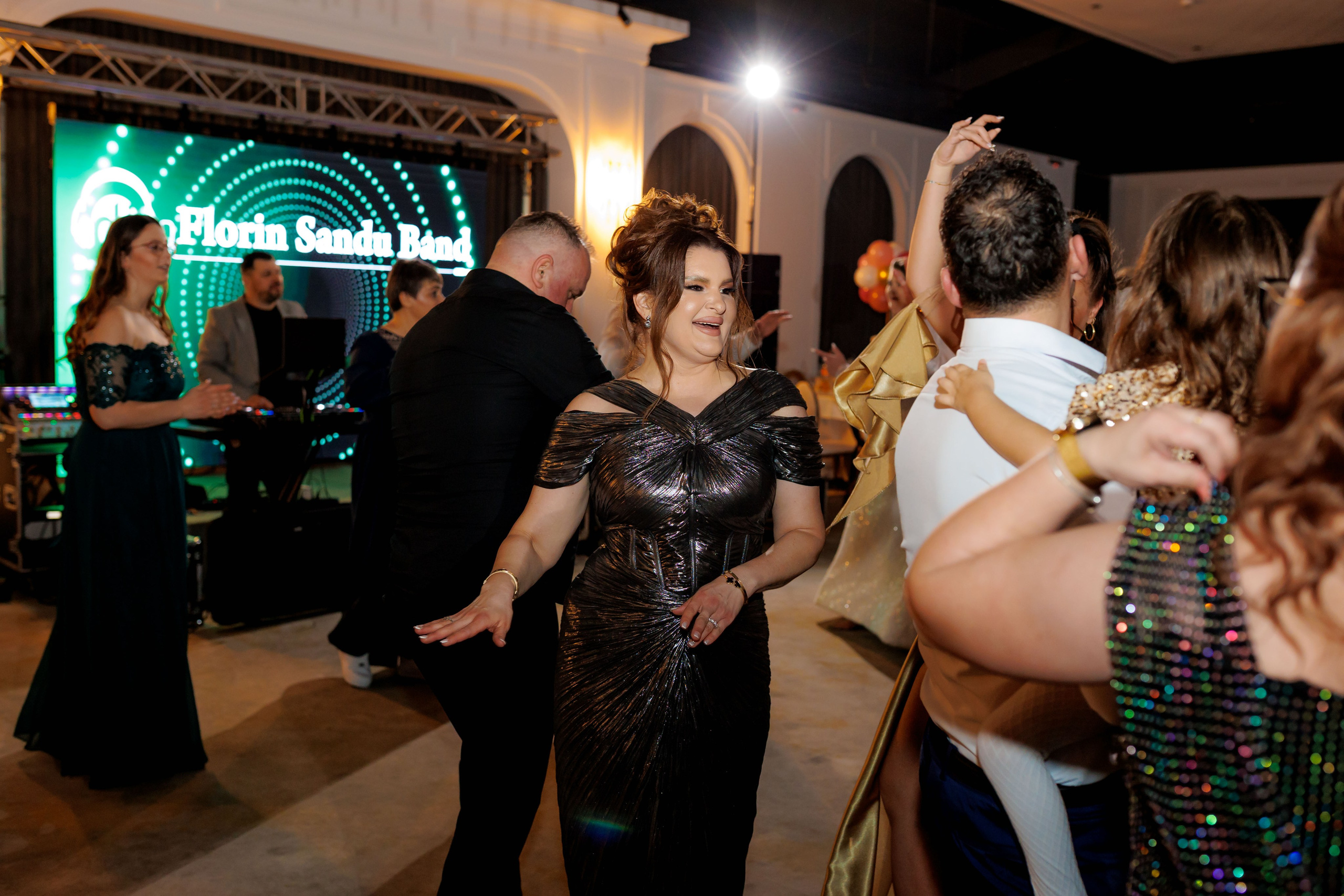 Povestea voastră, regizată de noi |Cristi Turculet Videograf Nuntă Suceava | wedding highlight. Servicii foto-video profesionale, pentru momente de neuitat