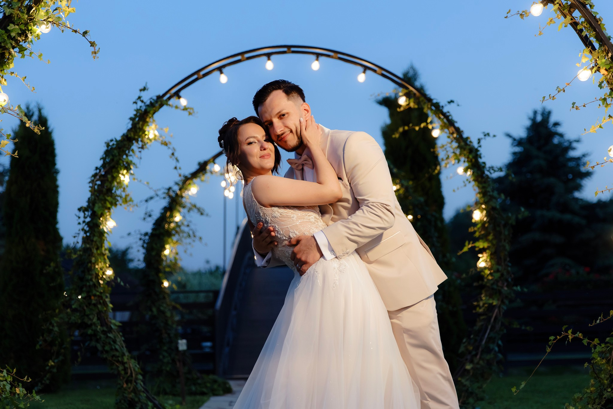 Ioana & Ionuț | Nuntă de poveste la Păstrăvăria Poiana din Mălini județul Suceava. Servicii foto-video profesionale, pentru momente de neuitat