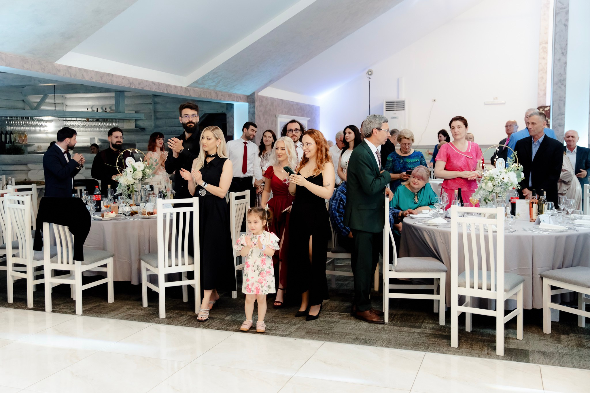 Ioana & Ionuț | Nuntă de poveste la Păstrăvăria Poiana din Mălini județul Suceava. Servicii foto-video profesionale, pentru momente de neuitat