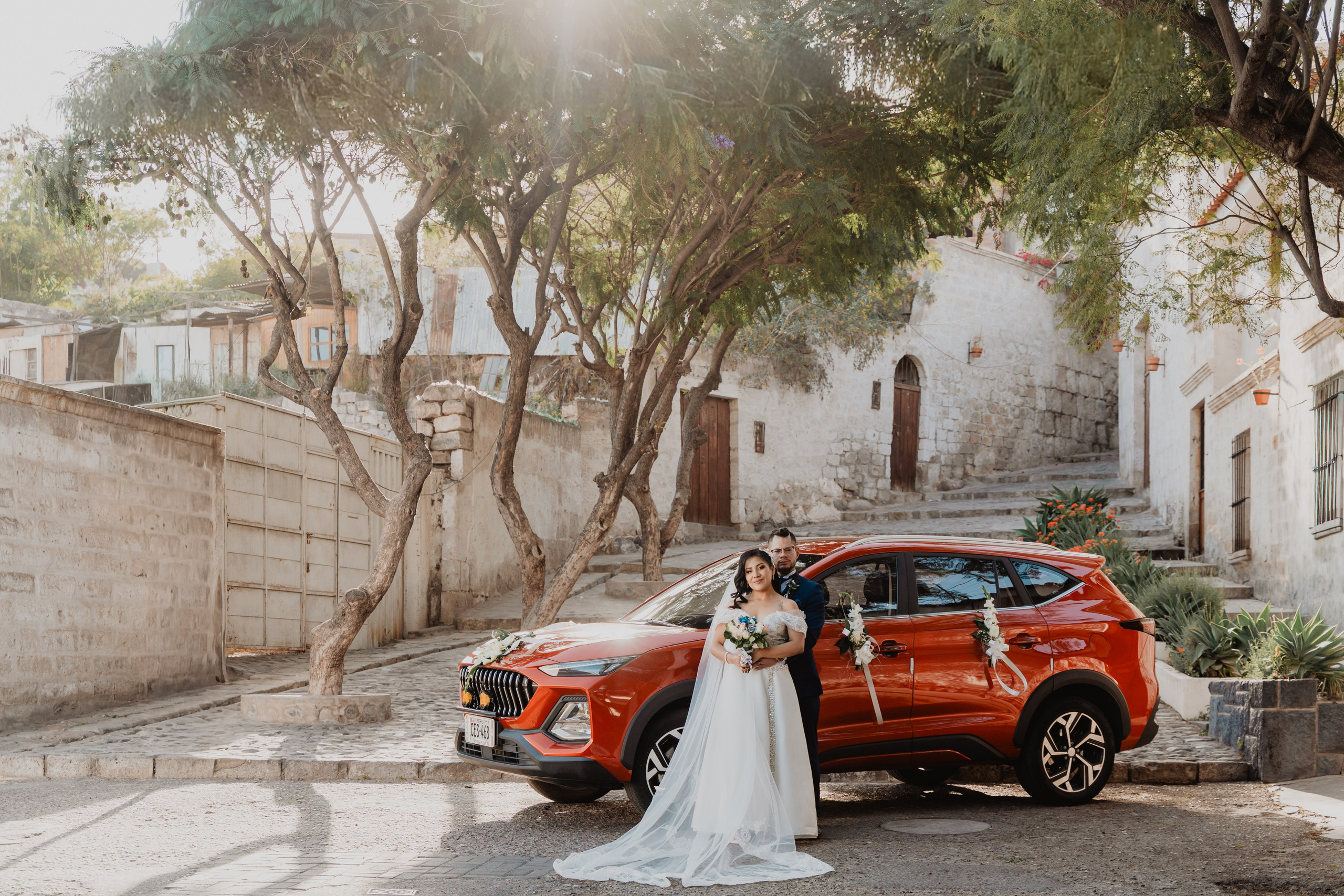 GABRIELA + JORGE | BODA CIVIL RELIGIOSA. Studio KVTA | Fotografía y Video de Bodas en Arequipa