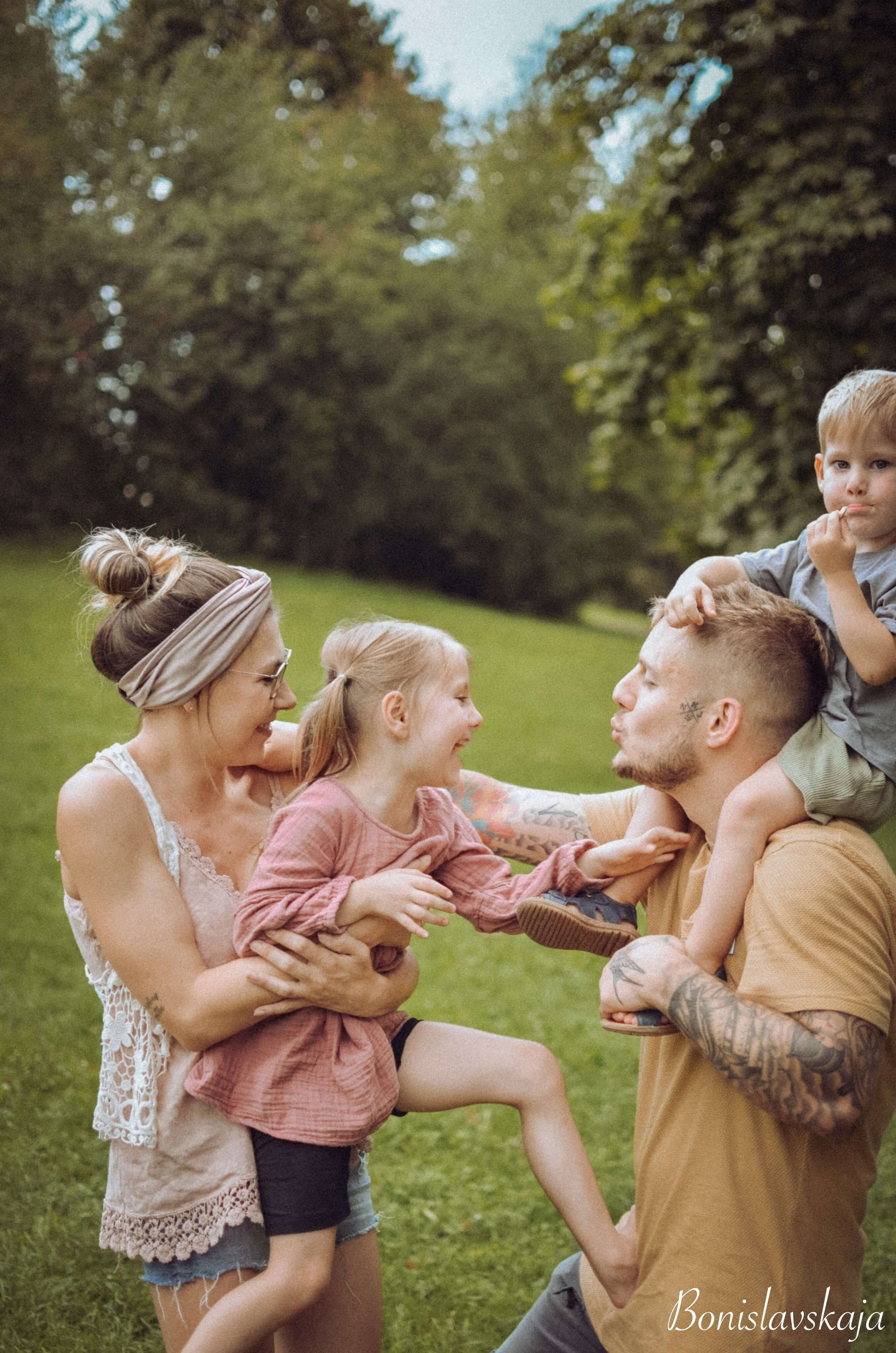 Basti & Melanie. Everwarm Photo and Video Studio