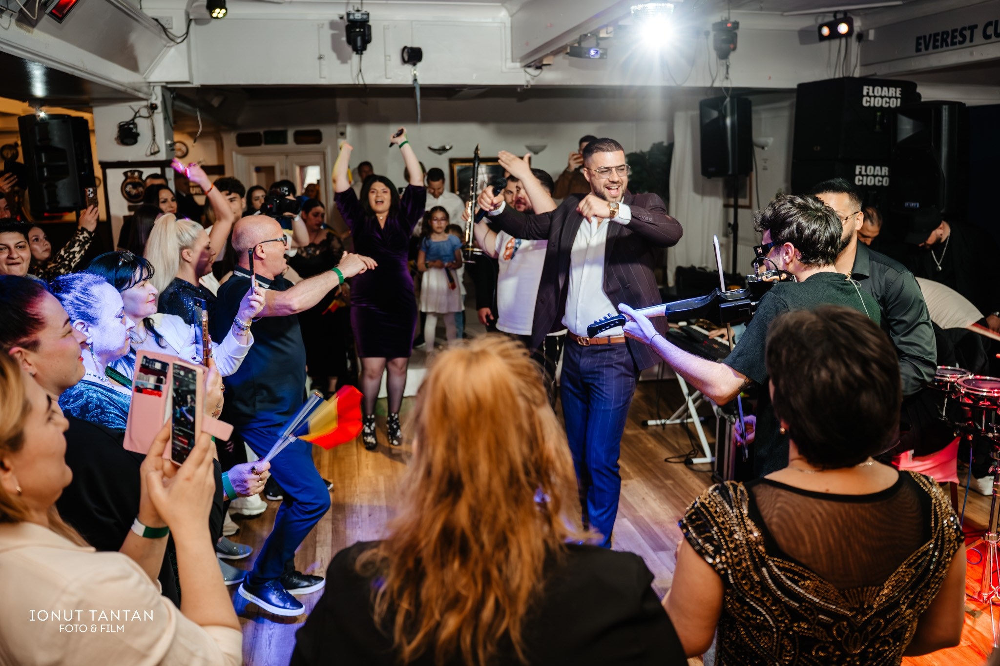 CULITA STERP — SOUTHAMPTON. TANTAN IONUT FOTO & FILM