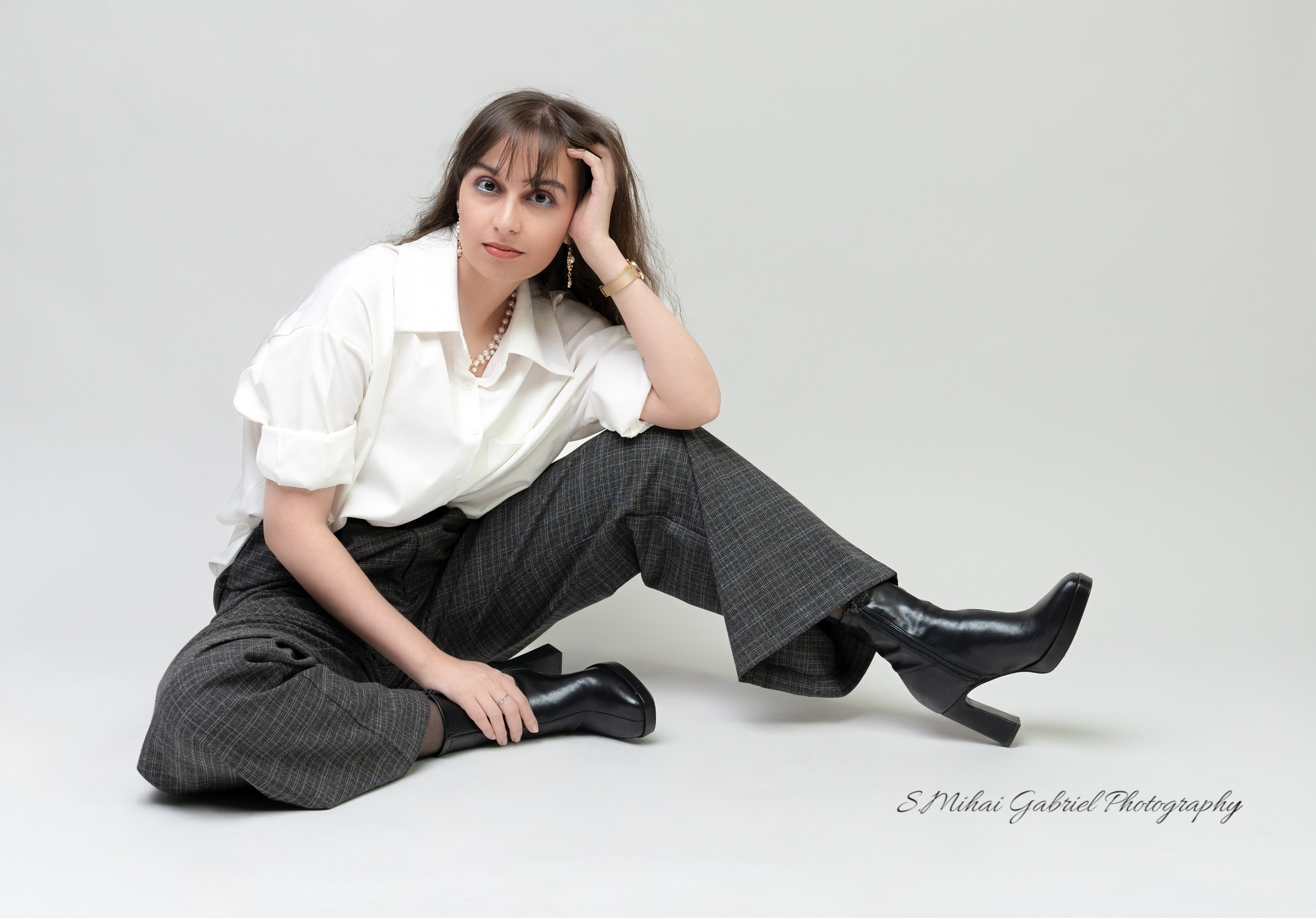 Despre Mine. Foto Studio — Fotograf de evenimente, nunti, botezuri, portrete